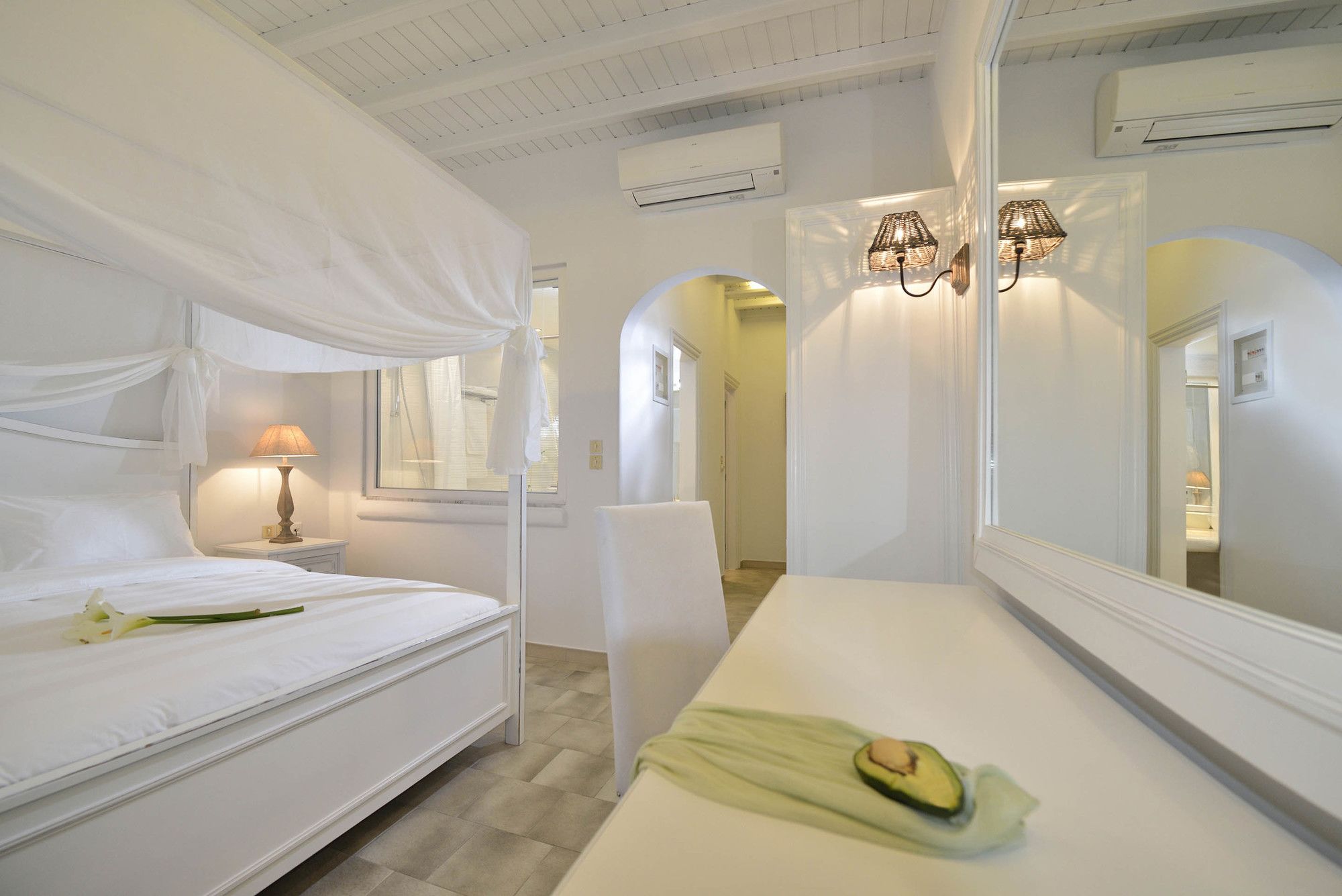 Petinos Hotel