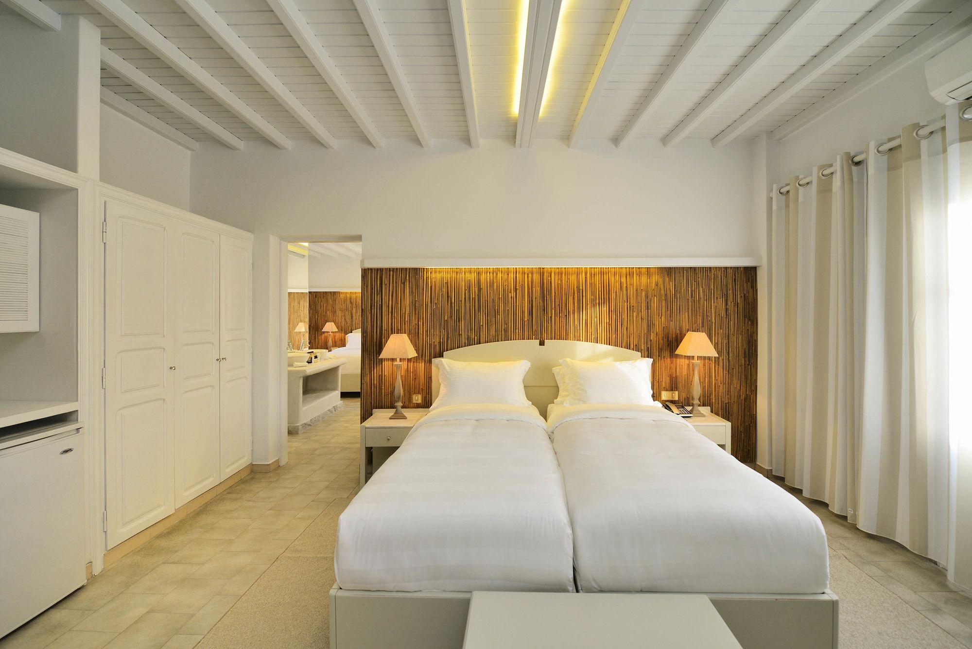 Petinos Hotel