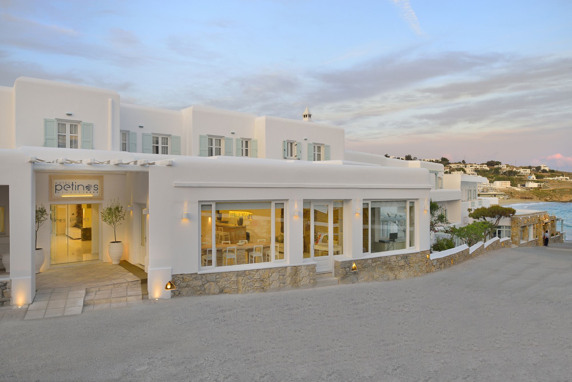 Petinos Hotel
