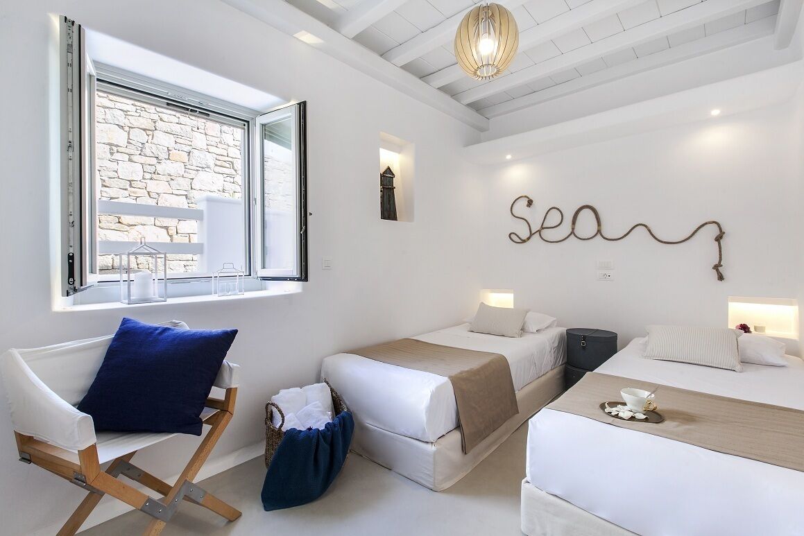 Villa Blue - White by Thea-Concept