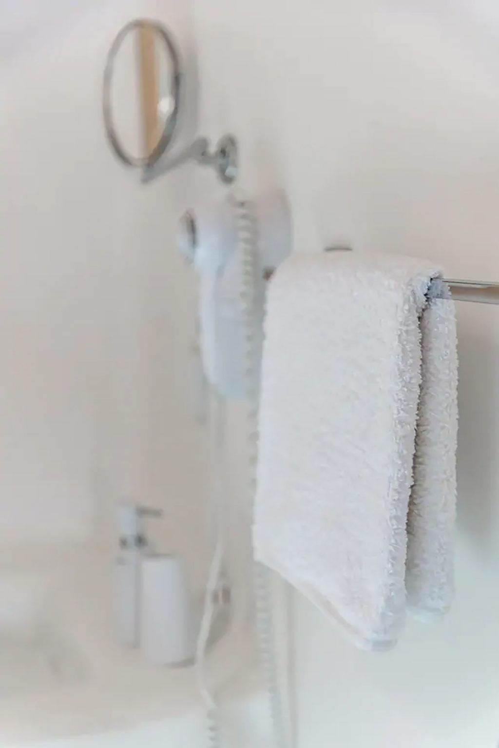 Etesians Luxury Suites