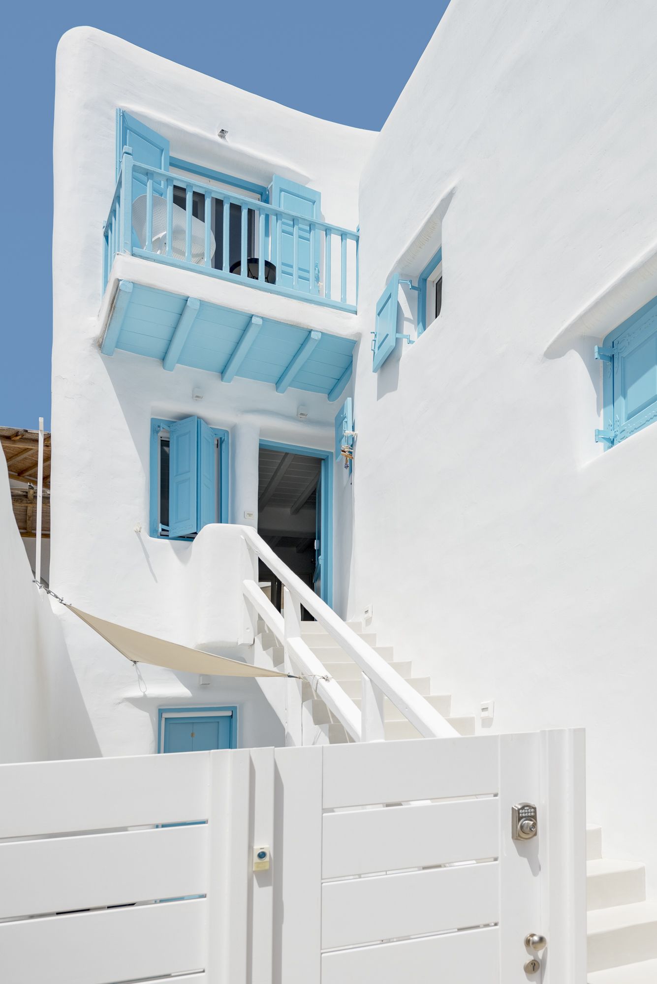 Mykonian Mews