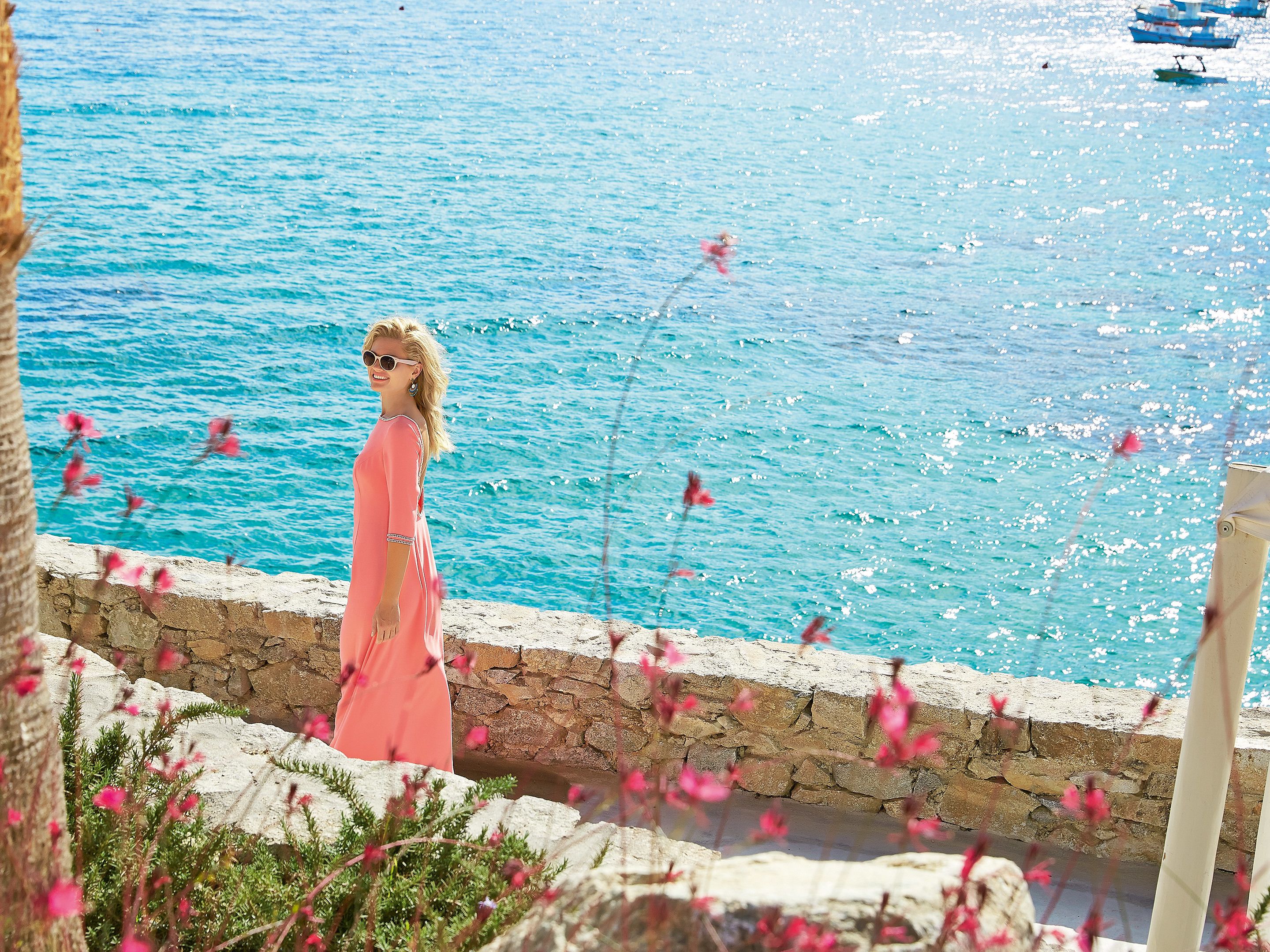 Mykonos Blu, A Grecotel Resort to Live