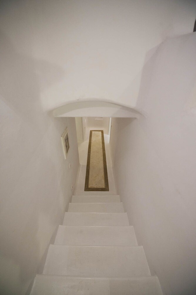Villa Ammonite