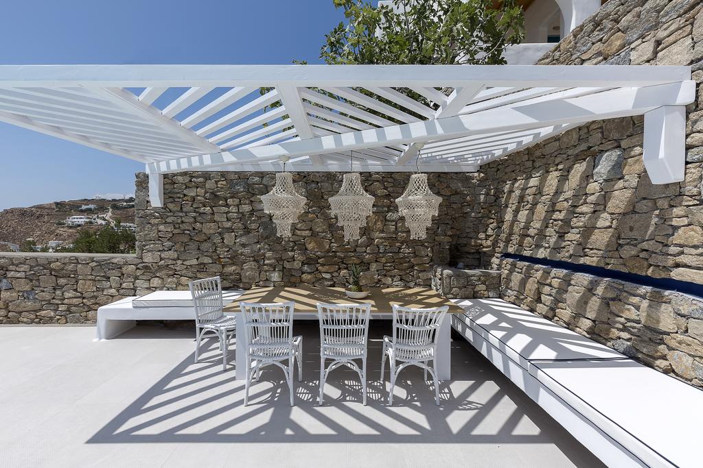 Sealine Villas