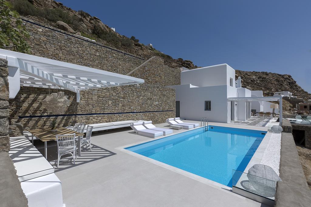 Sealine Villas