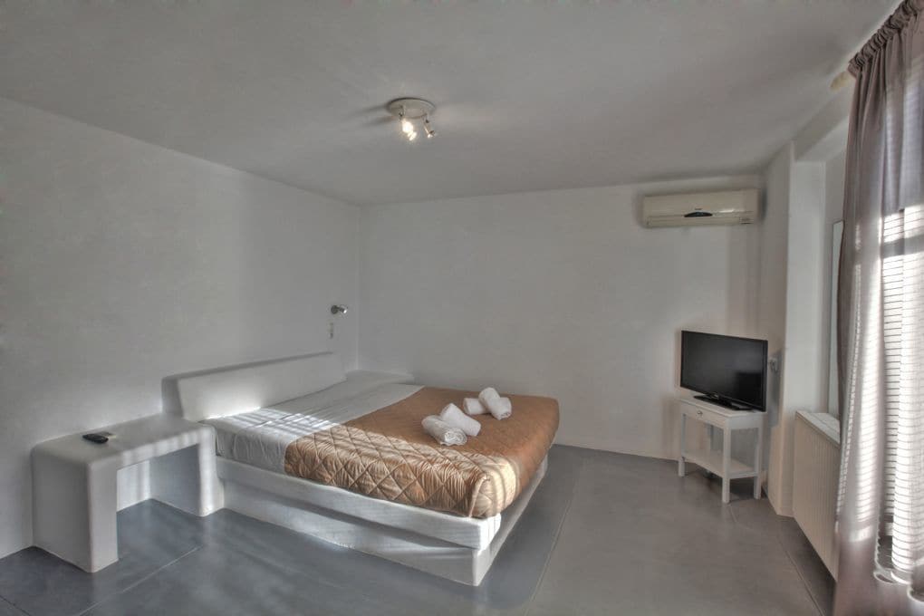 Vista Loca Mykonos