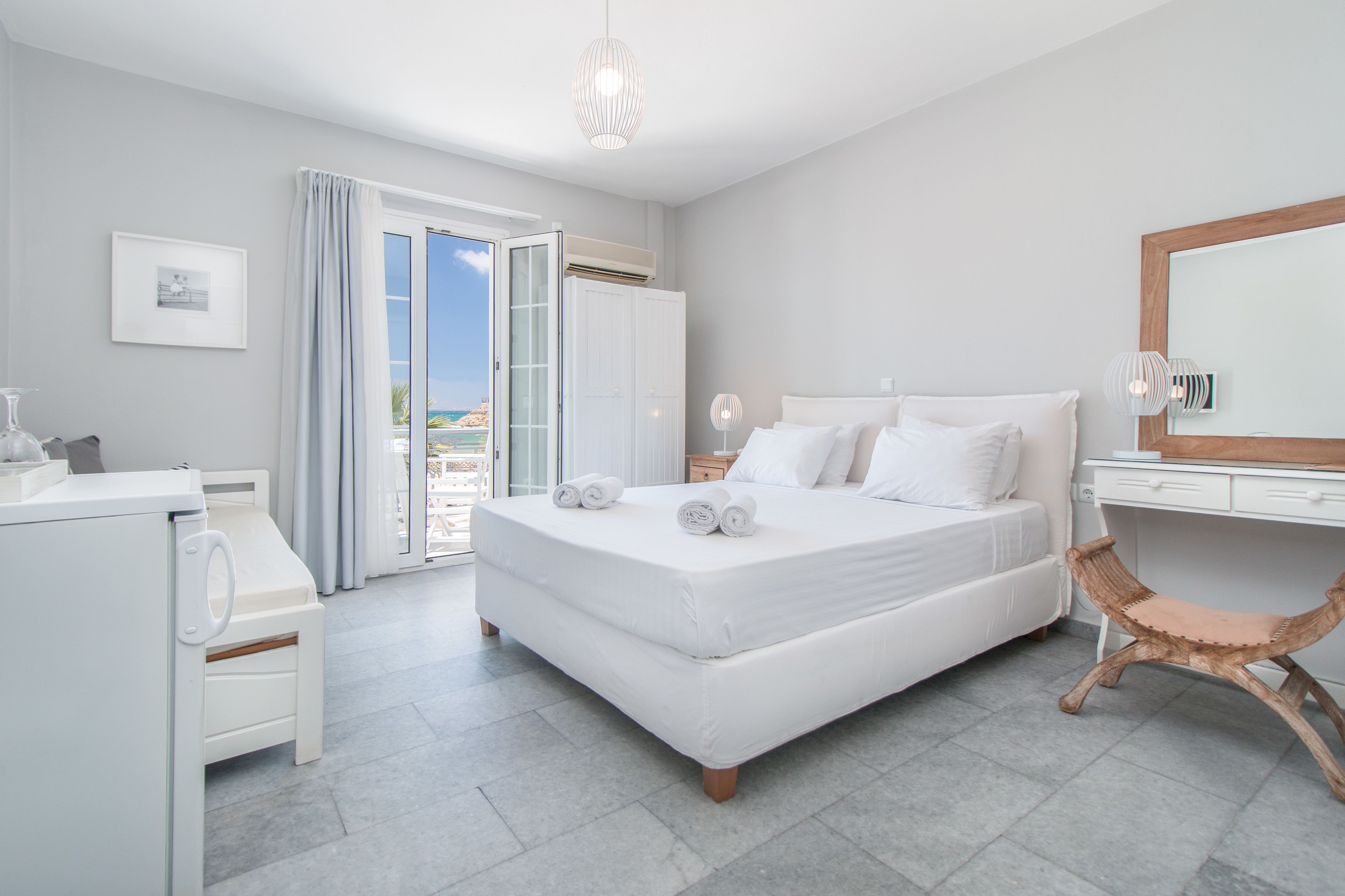 Ippokampos Beachfront Hotel