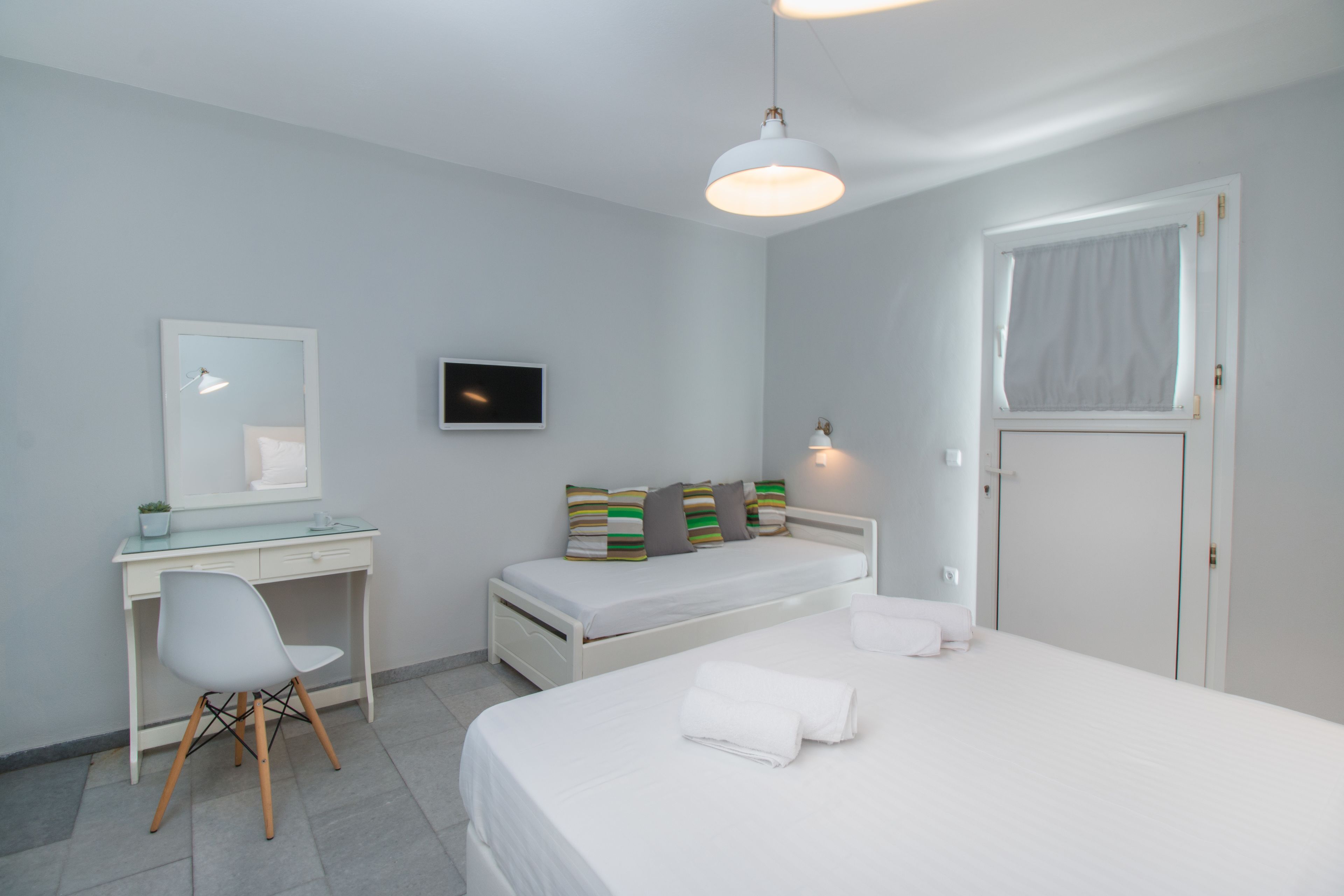 Ippokampos Beachfront Hotel