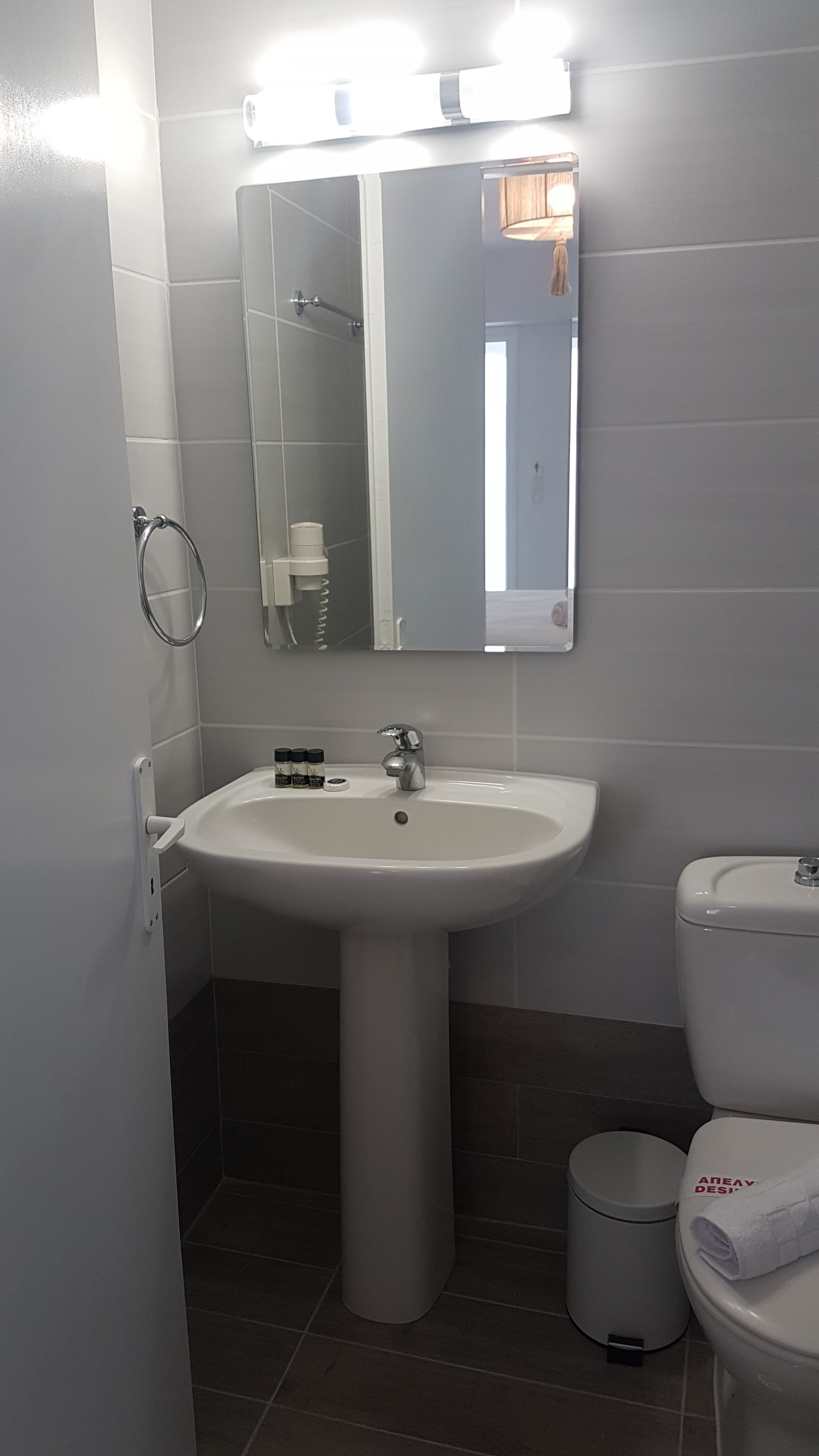 Ippokampos Beachfront Hotel