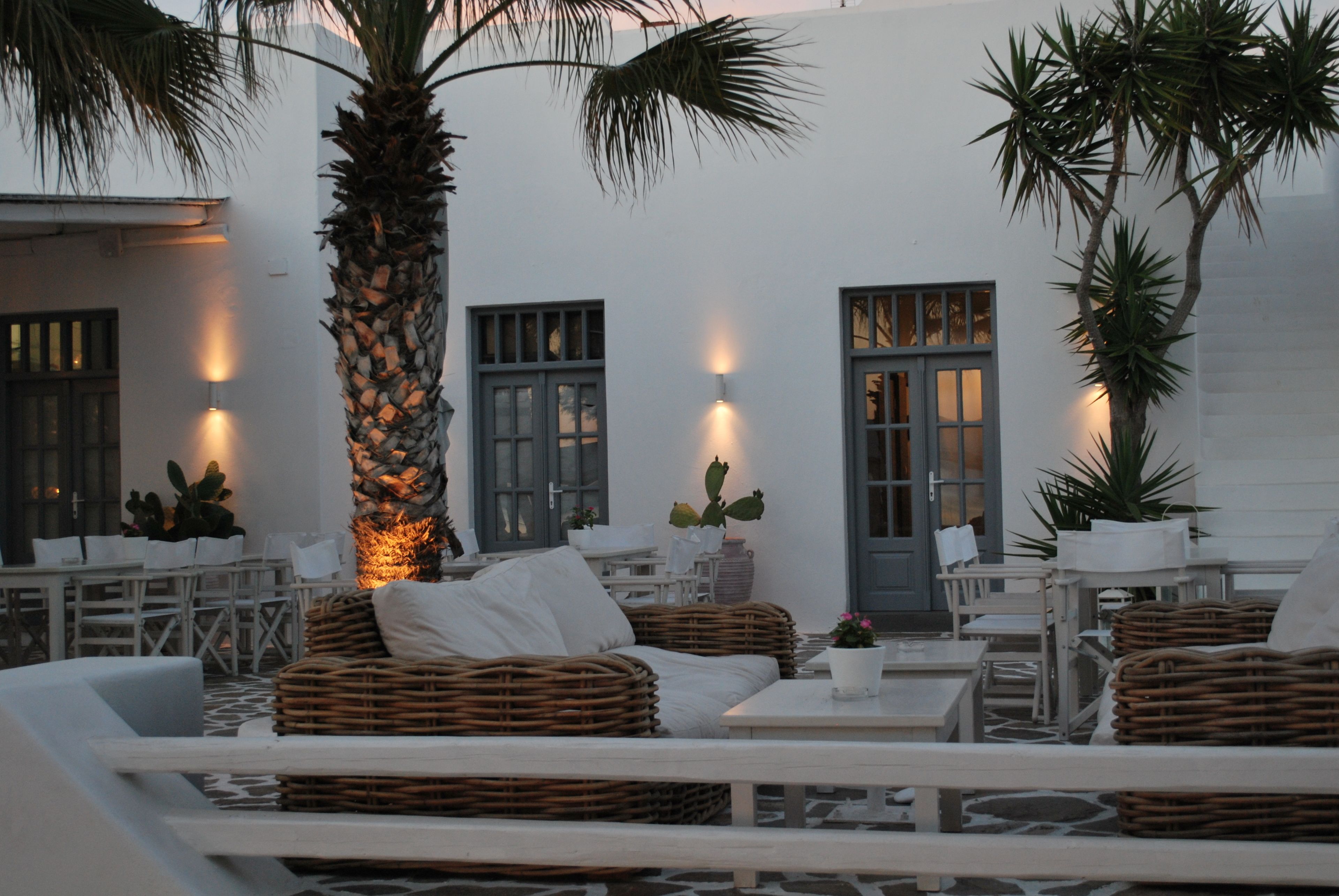 Ippokampos Beachfront Hotel