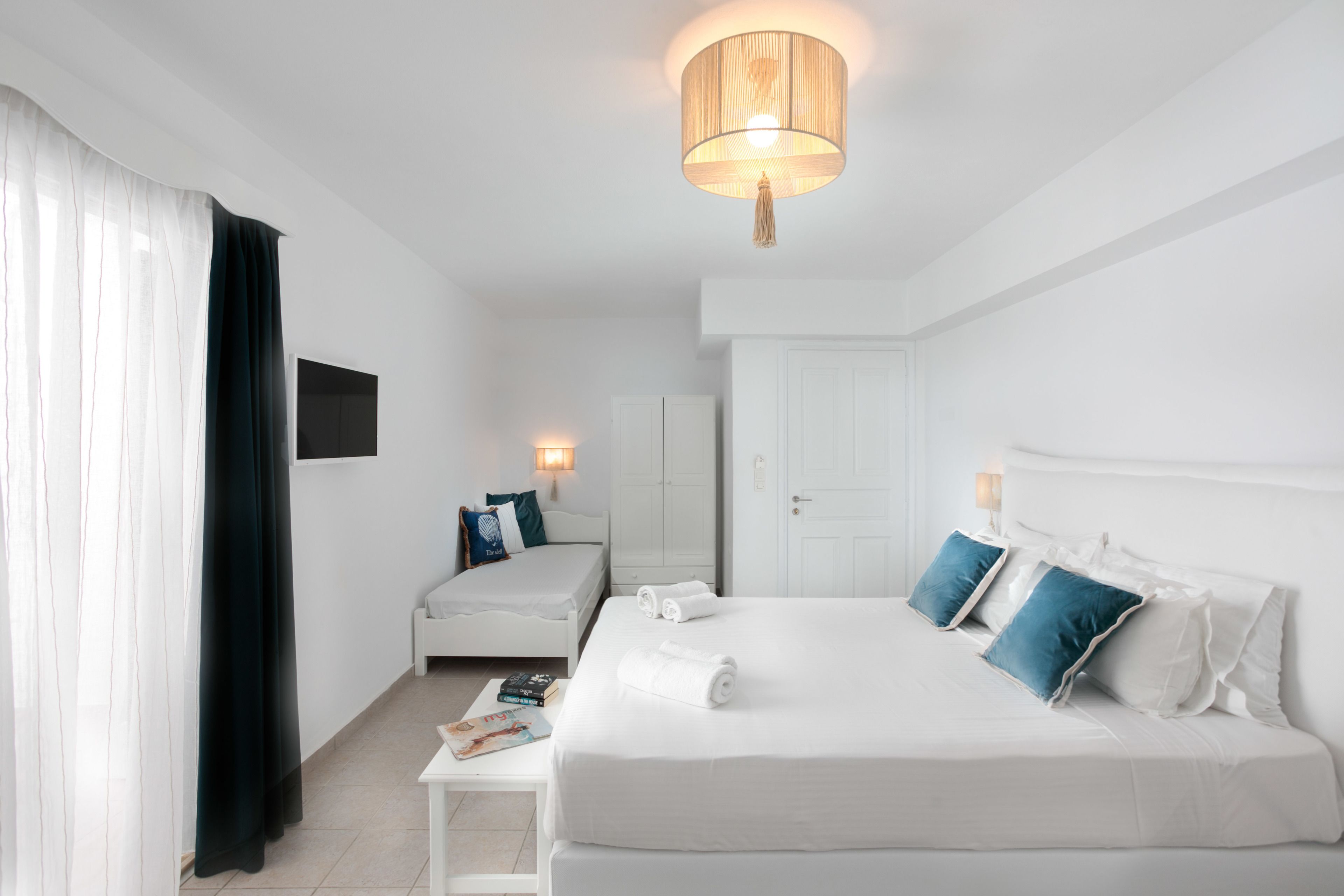 Ippokampos Beachfront Hotel