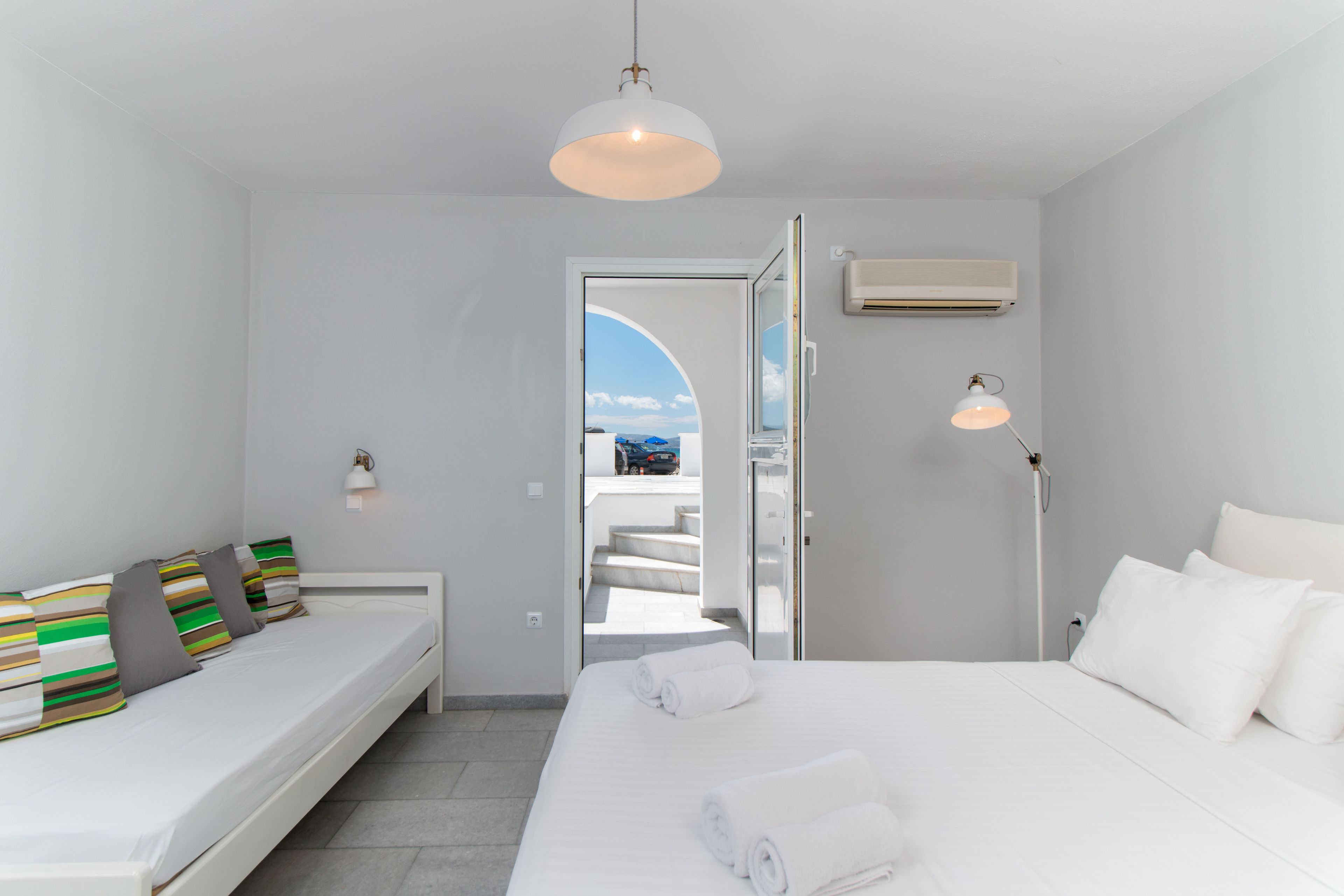 Ippokampos Beachfront Hotel