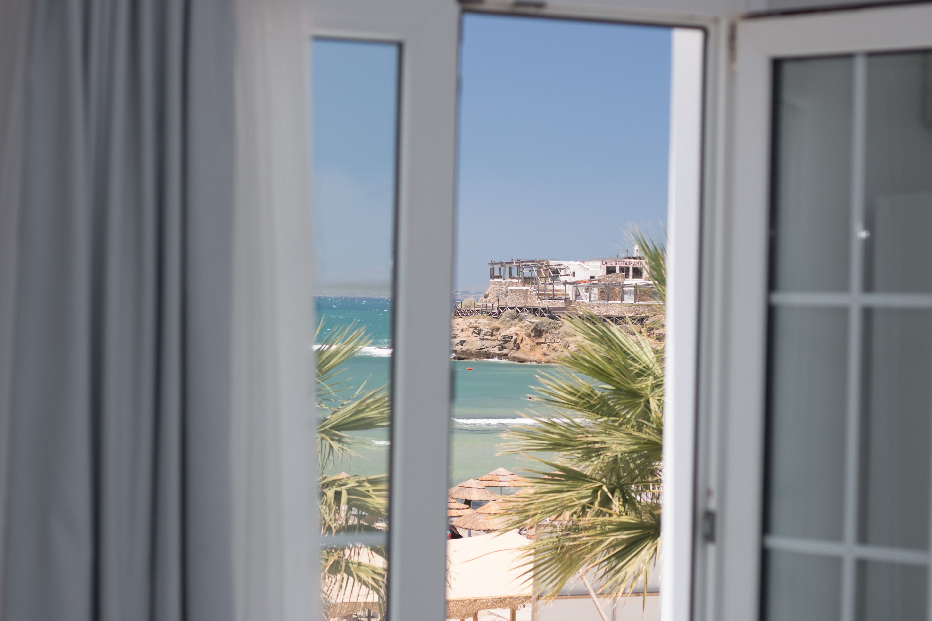 Ippokampos Beachfront Hotel