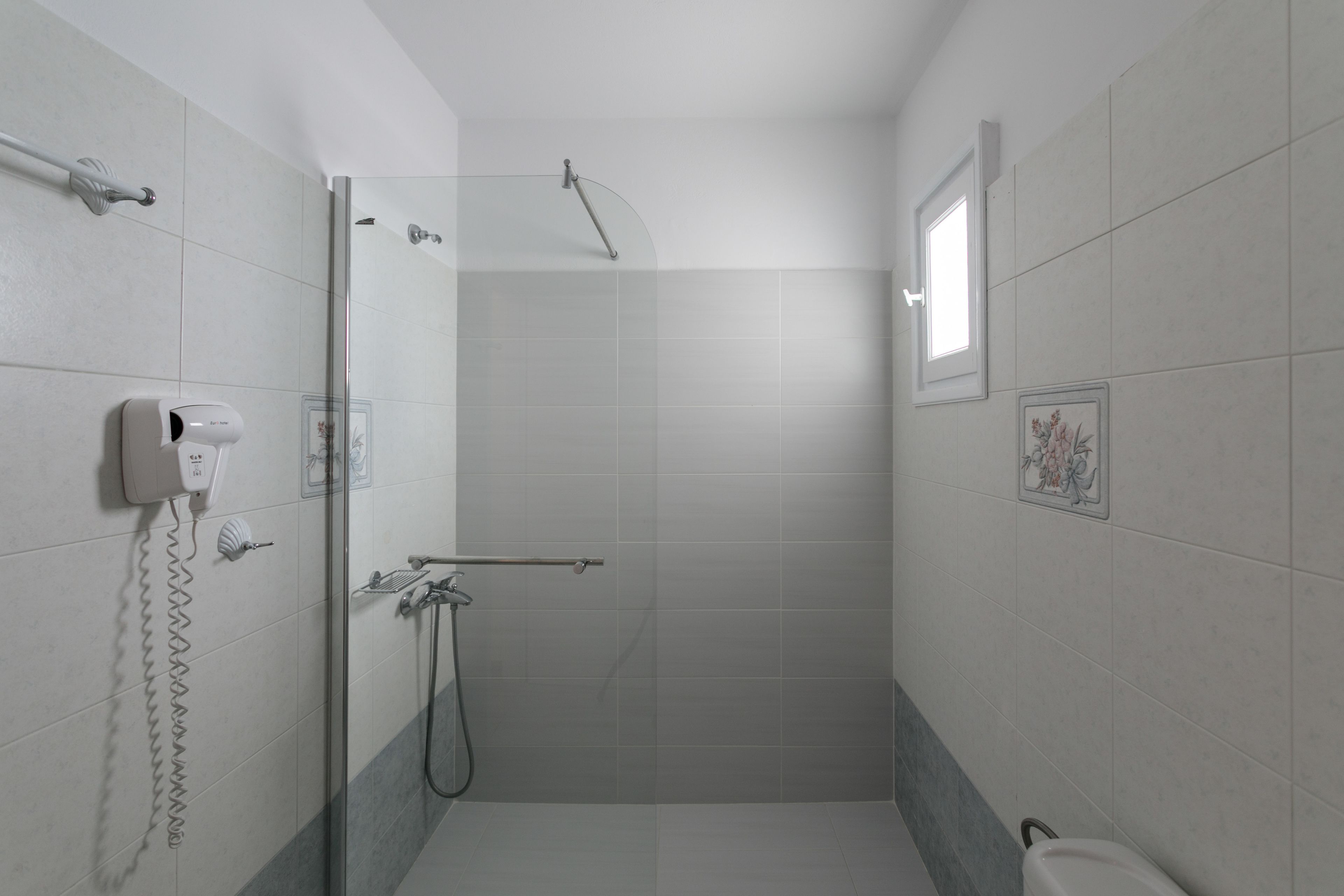 Ippokampos Beachfront Hotel