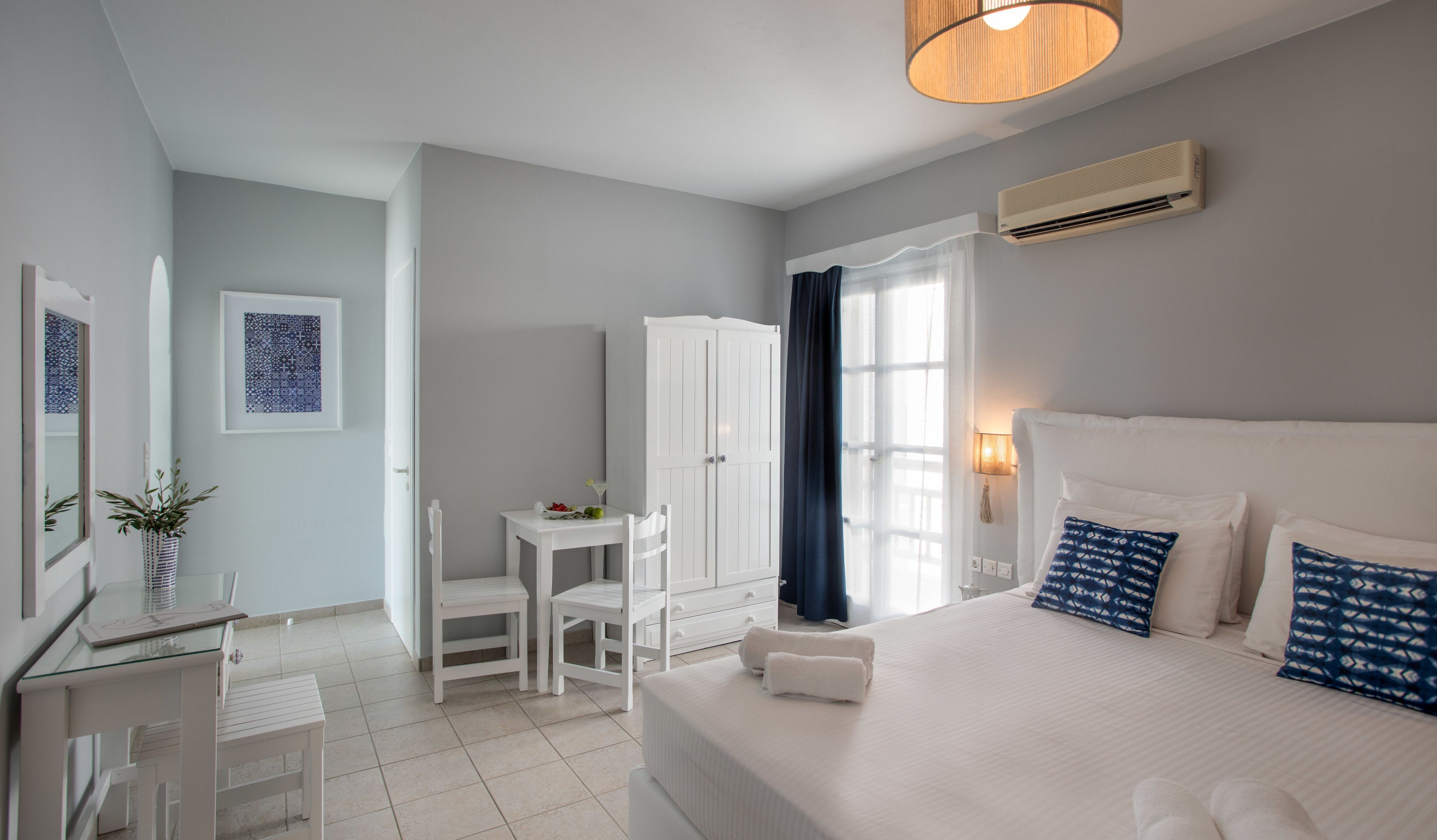 Ippokampos Beachfront Hotel