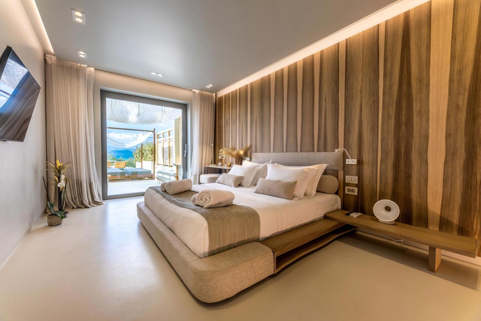 Avgoustos Suites