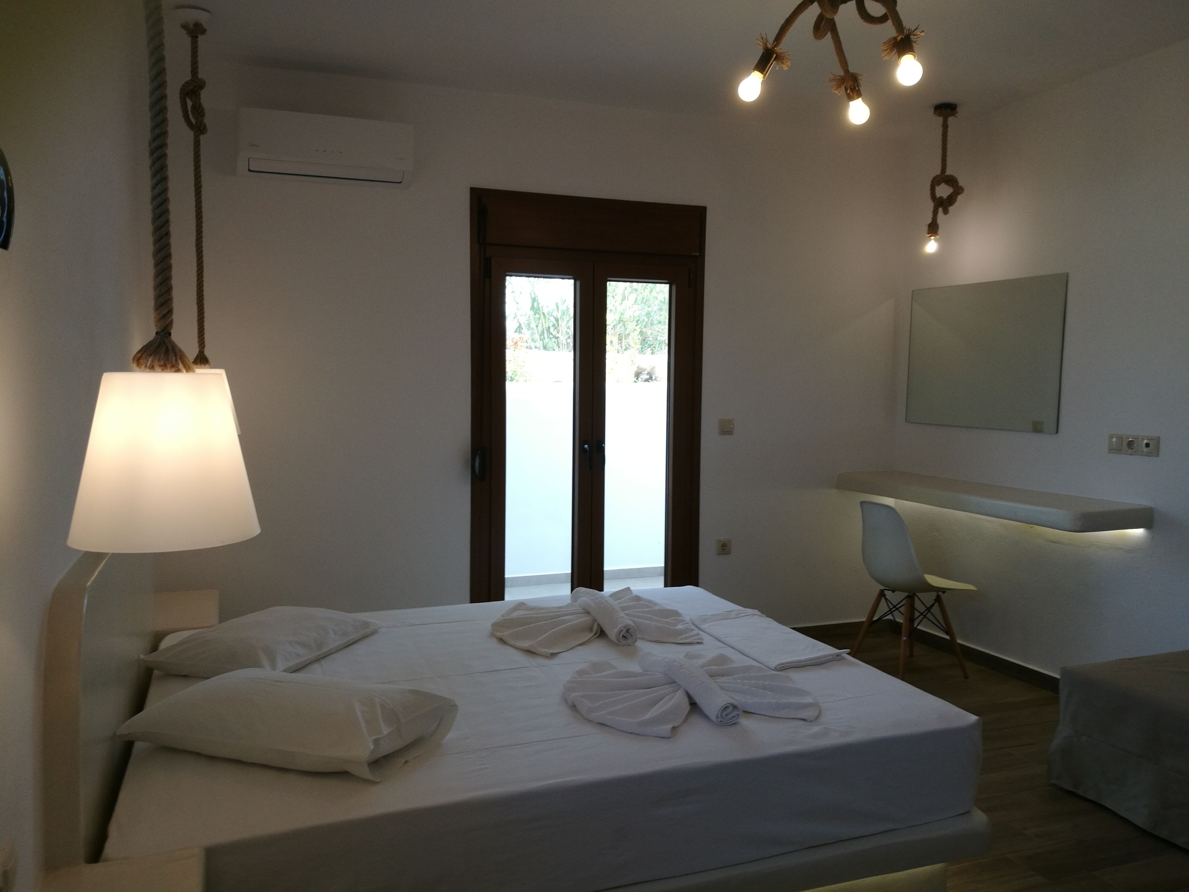 Maria's Rooms & Studios