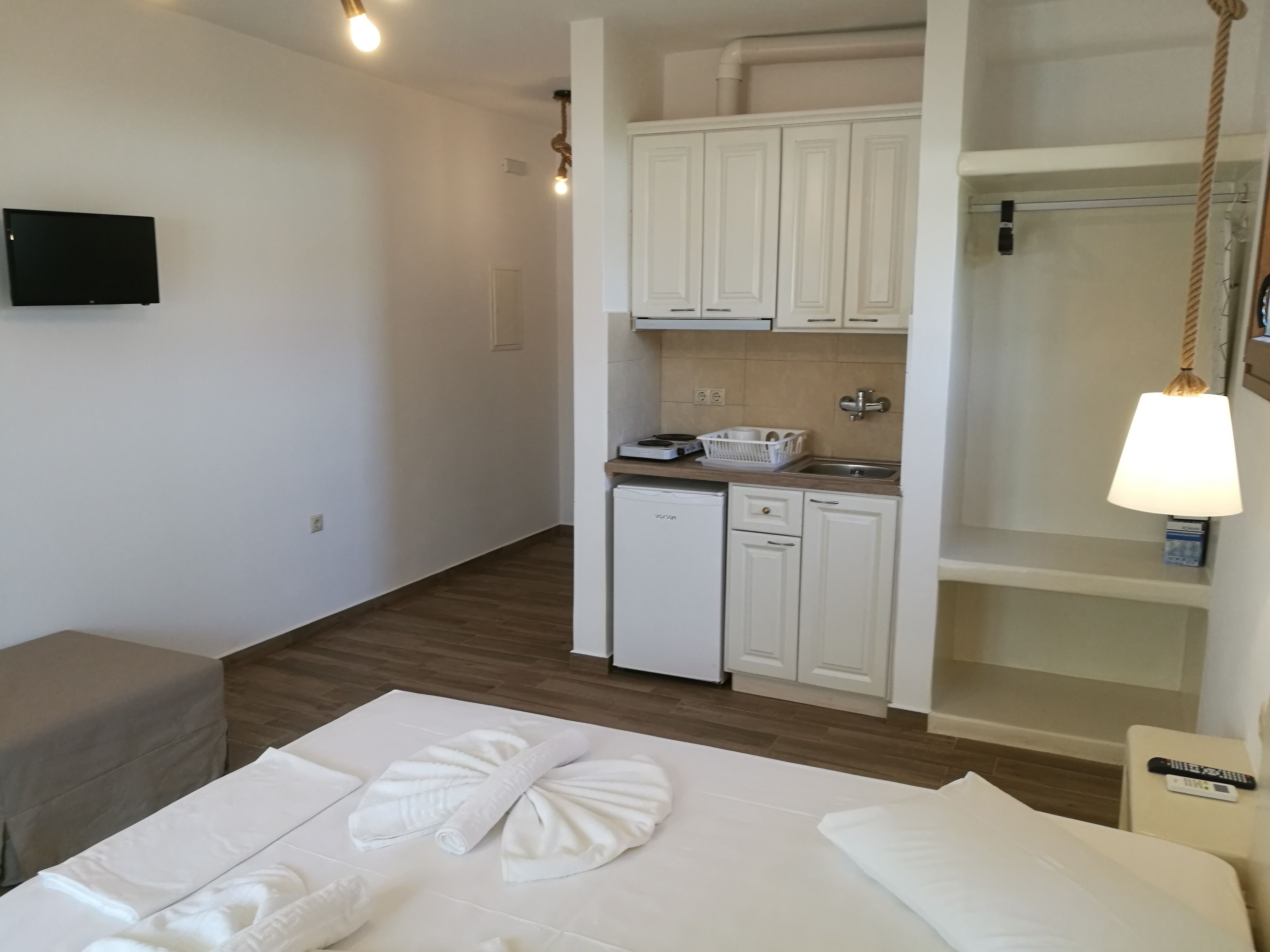 Maria's Rooms & Studios