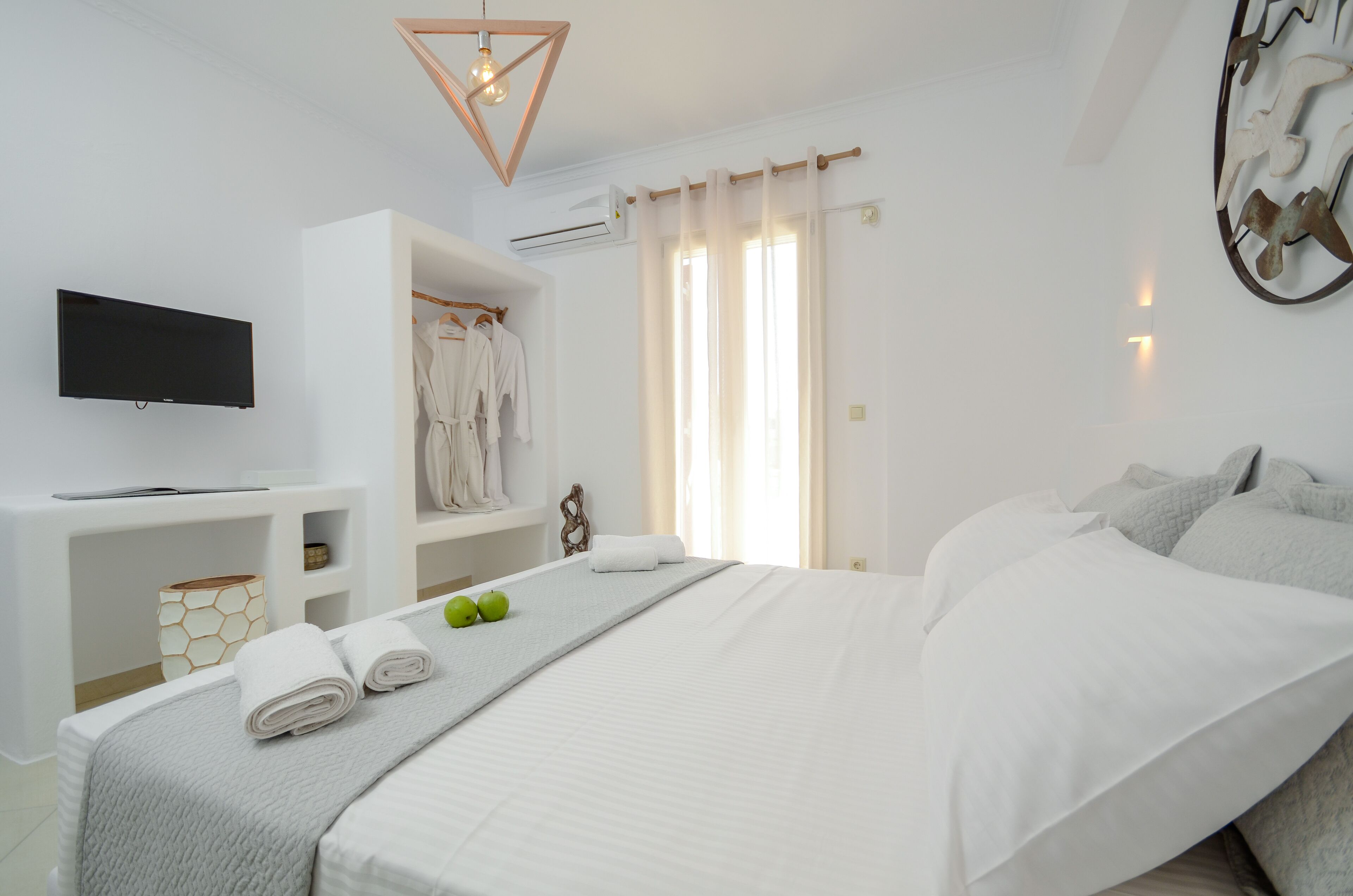 Olives & Rocks Naxian Villas