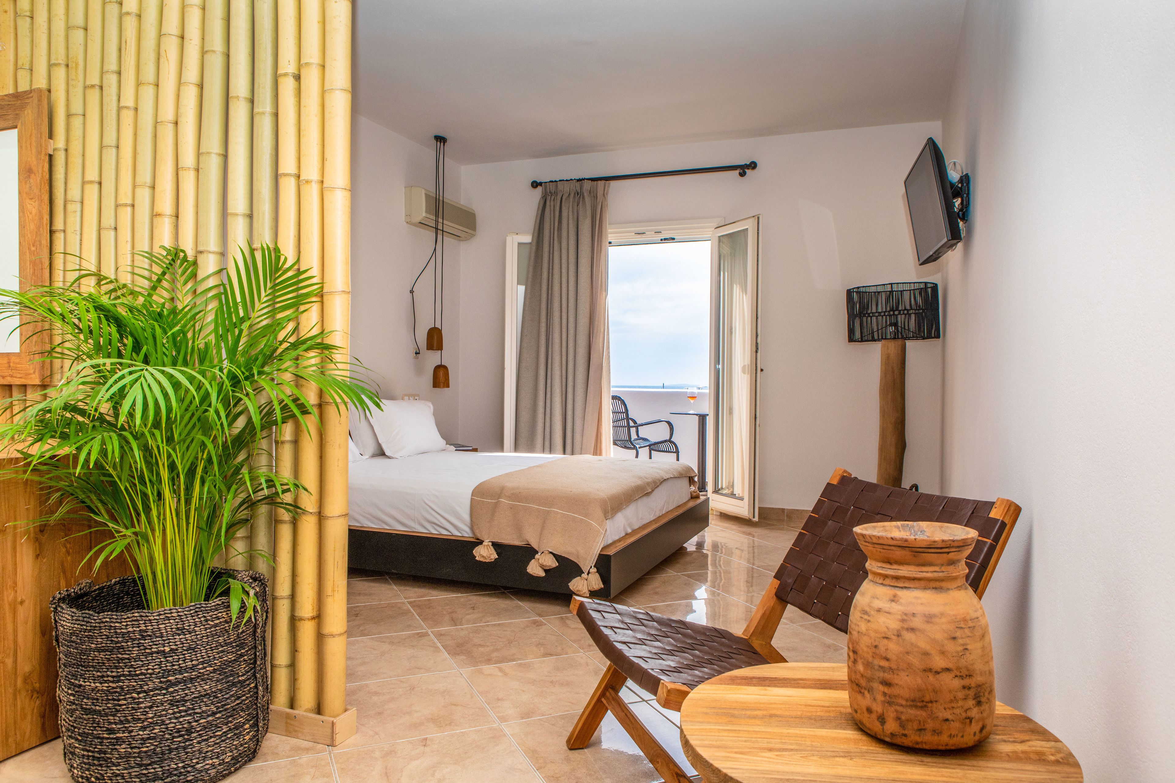 Ariadne Hotel