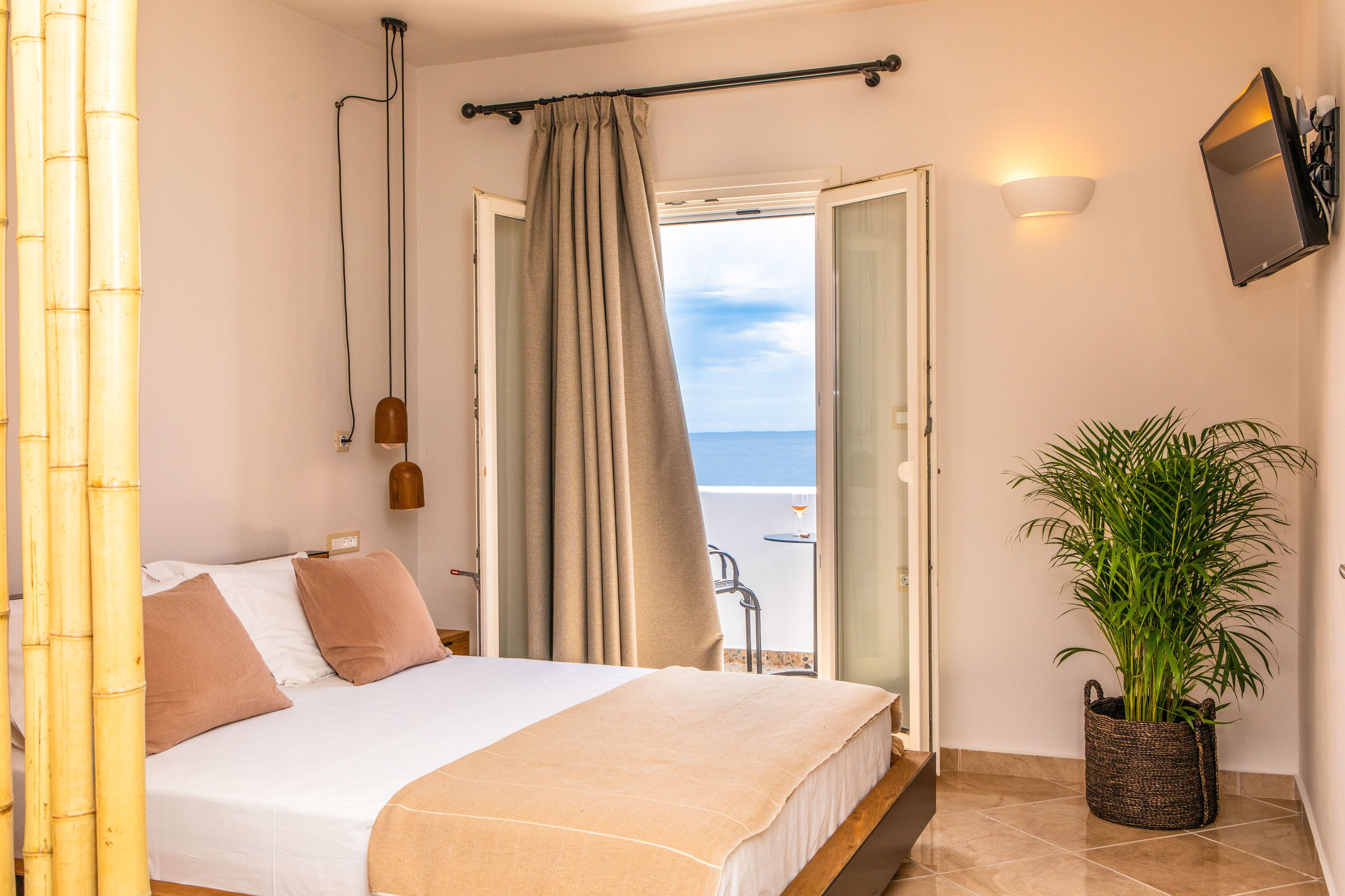 Ariadne Hotel