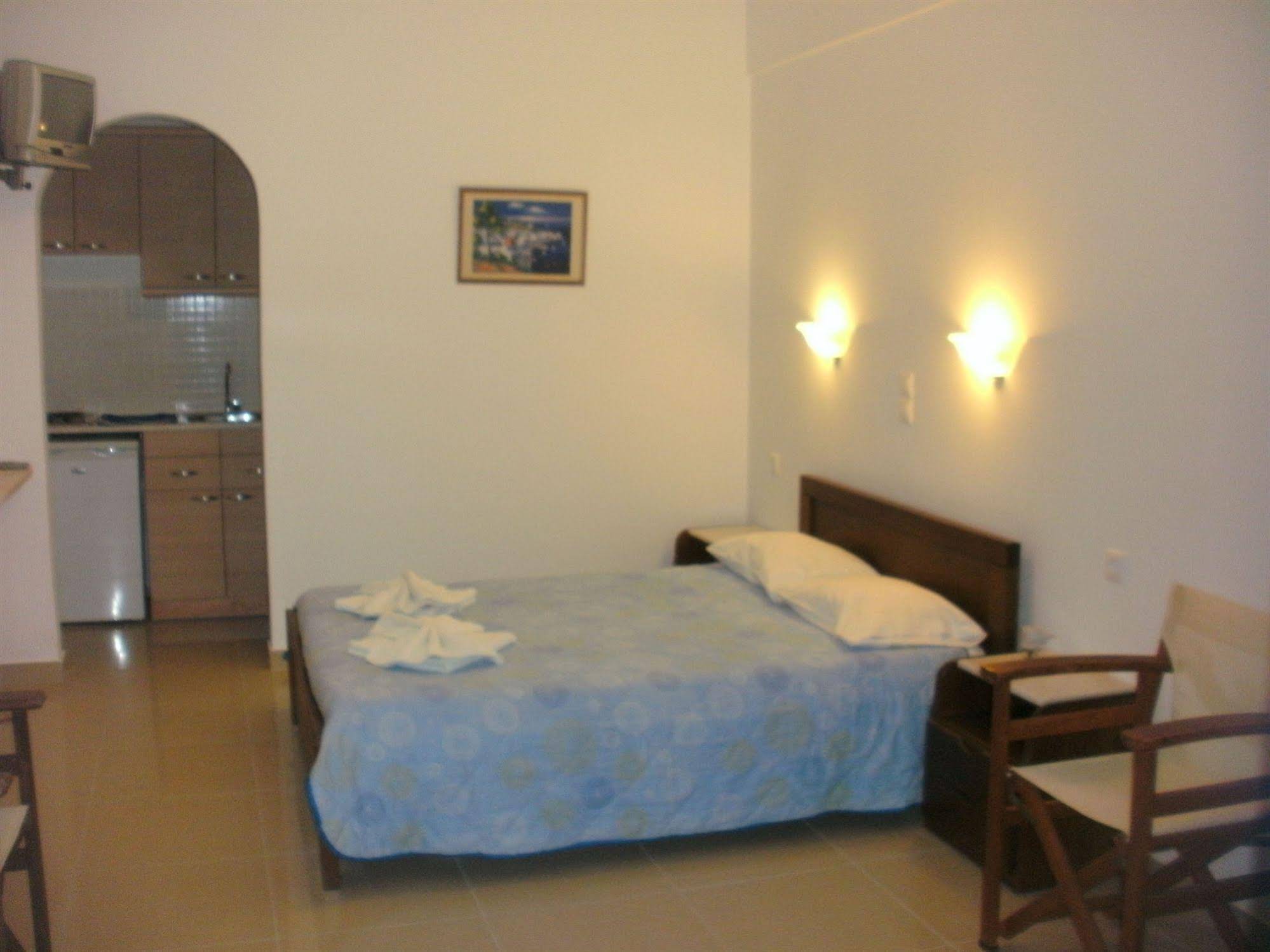Dina Studios