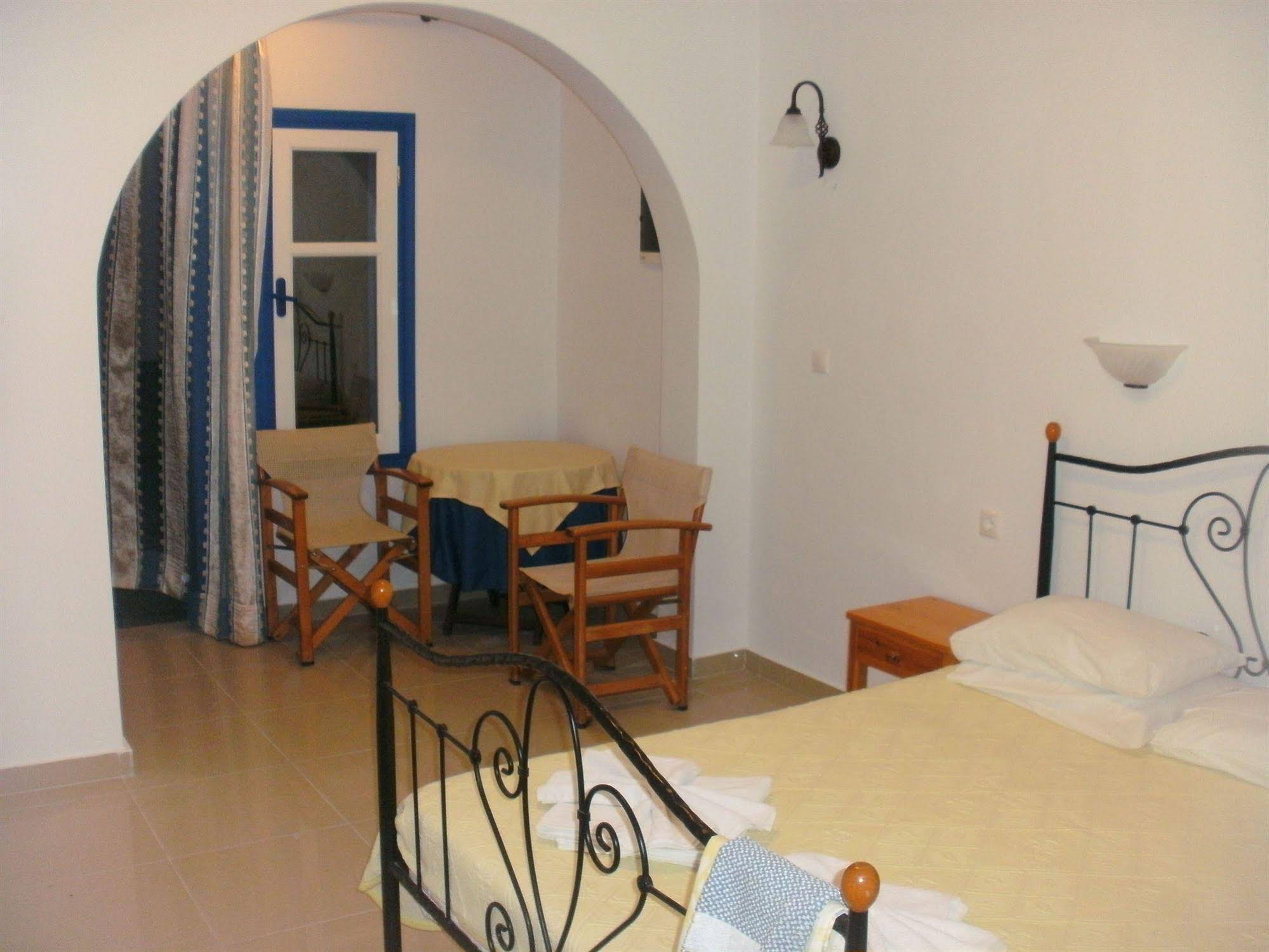 Dina Studios