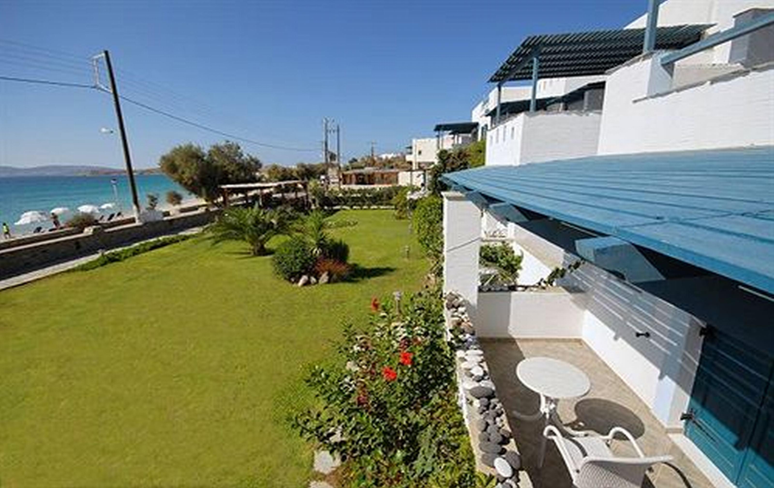 Liana Beach Hotel