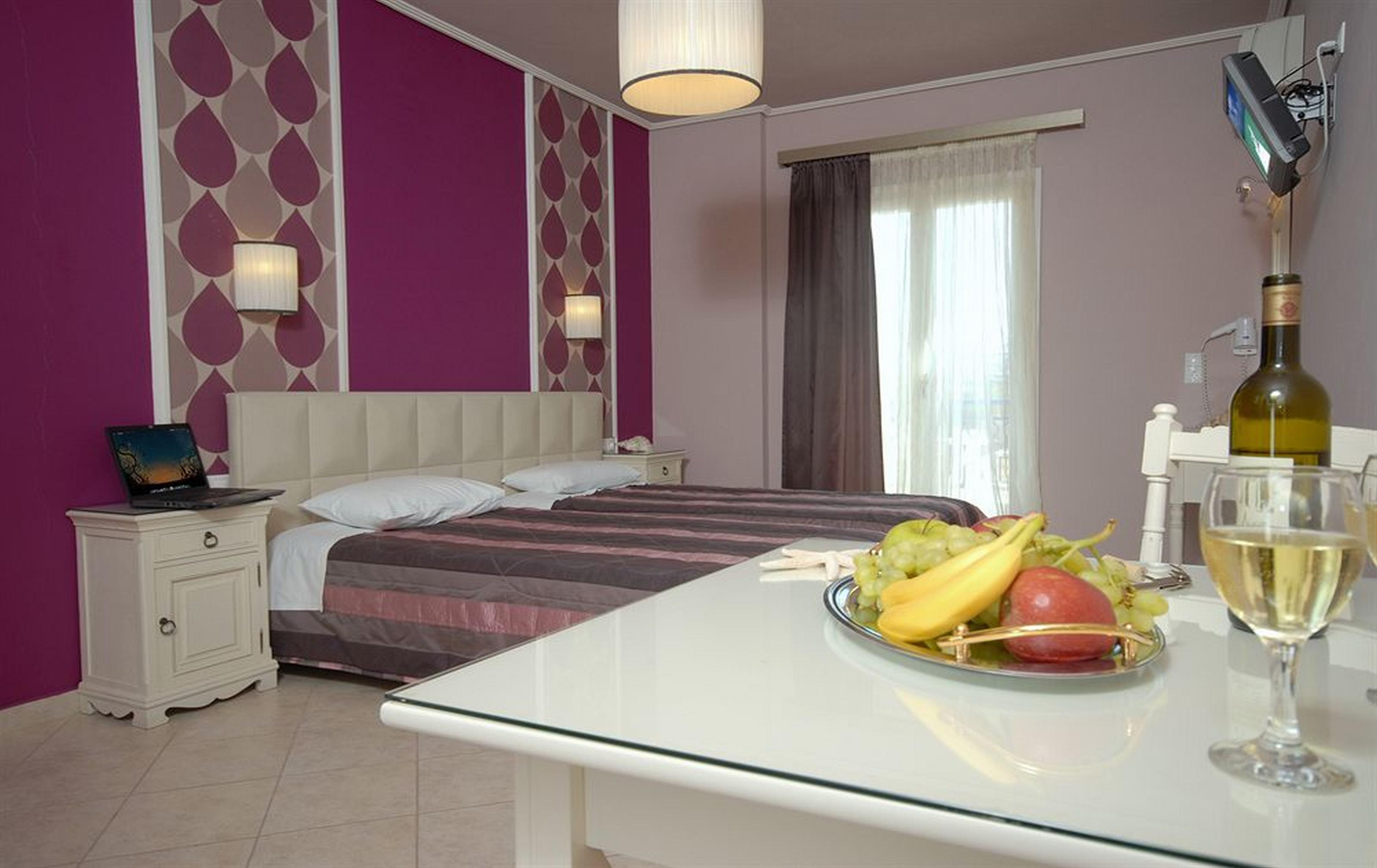 Liana Beach Hotel