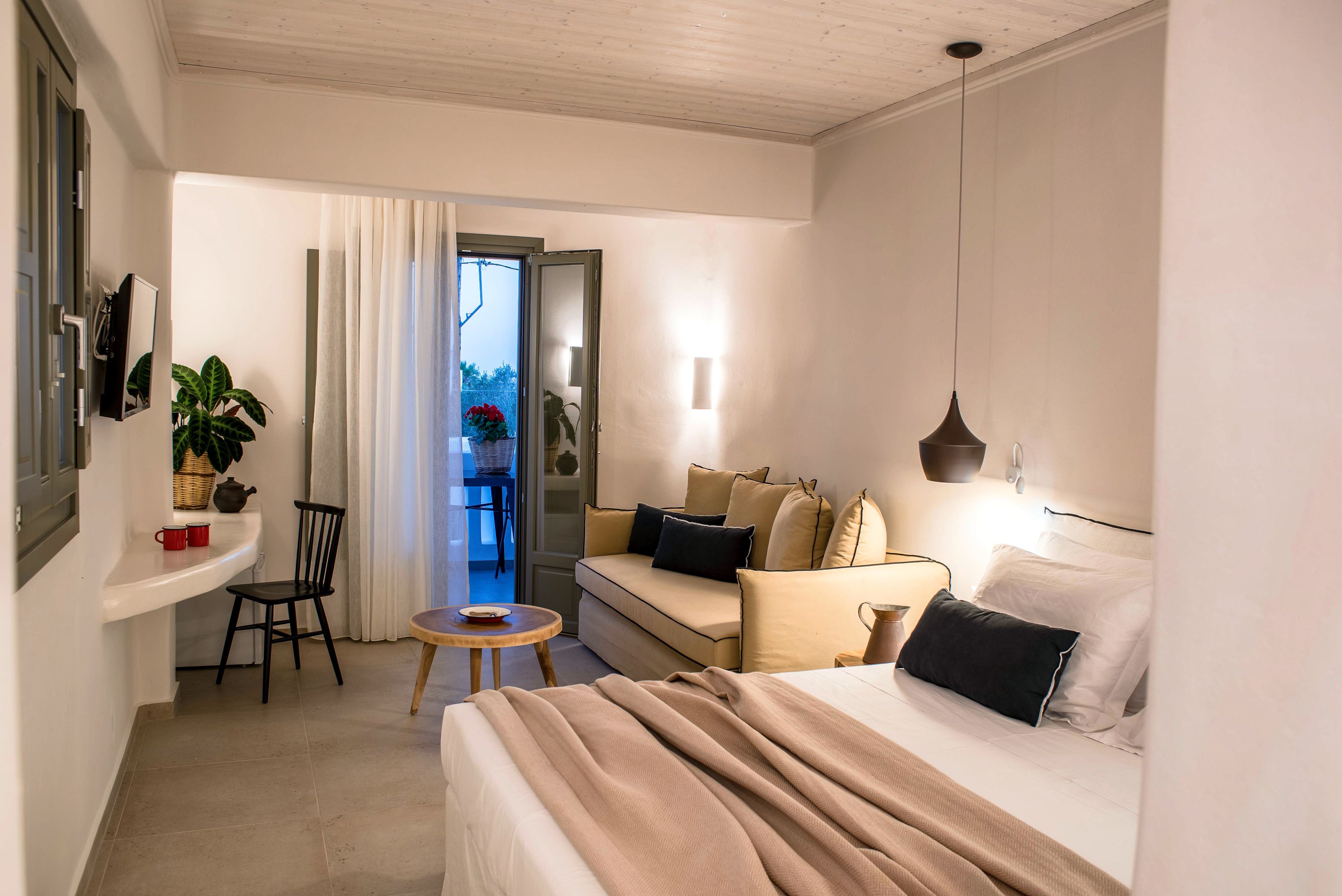 Melidron Luxury Hotel & Suites