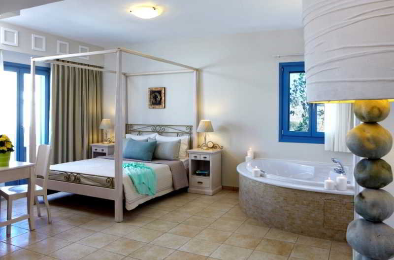 Mitos Suites Luxury Hotel In Naxos