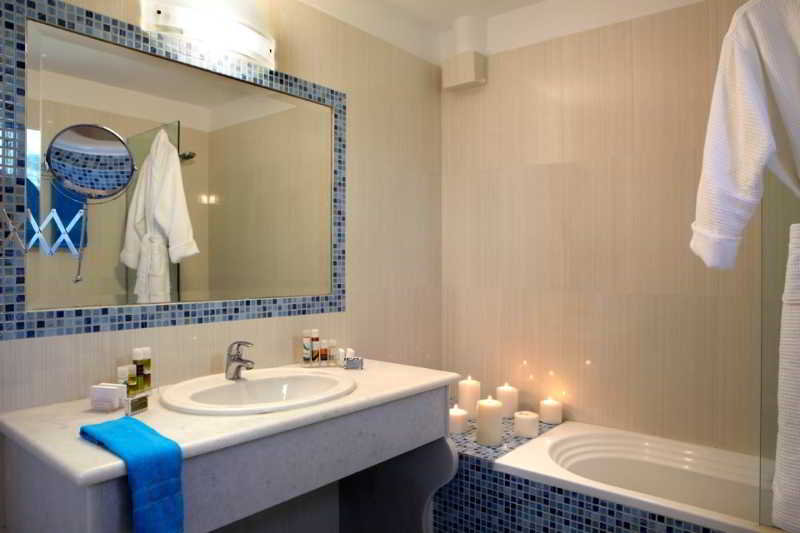 Mitos Suites Luxury Hotel In Naxos