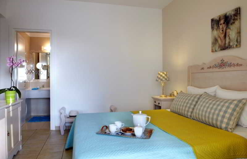 Mitos Suites Luxury Hotel In Naxos