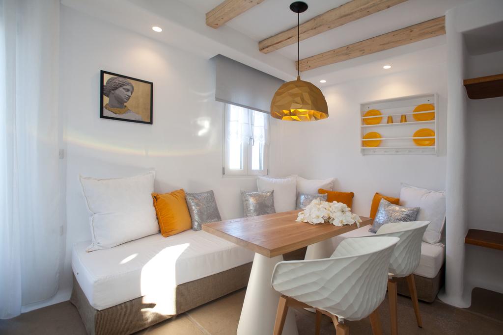 Naxos Golden Sun