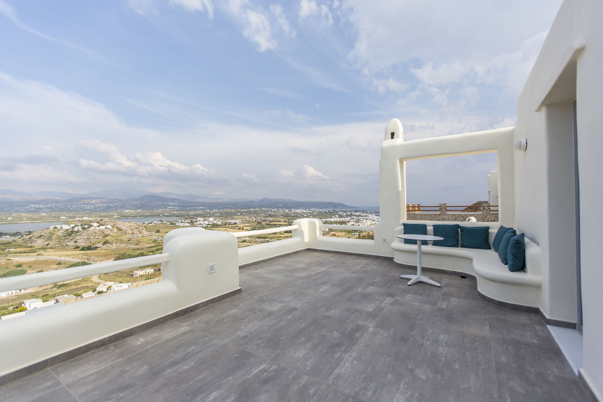 Naxos Rock Villas