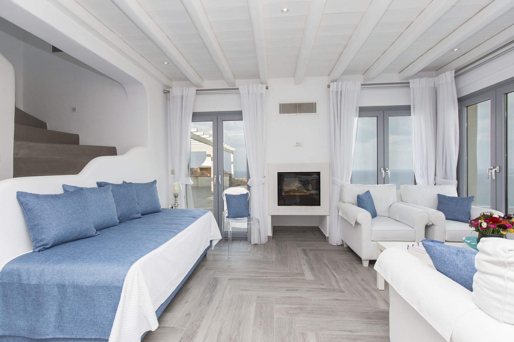 Naxos Rock Villas