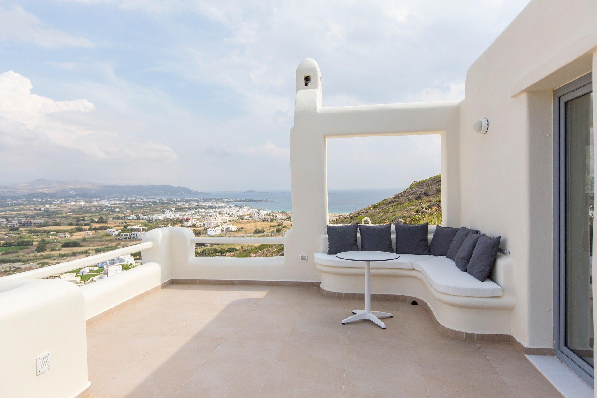 Naxos Rock Villas