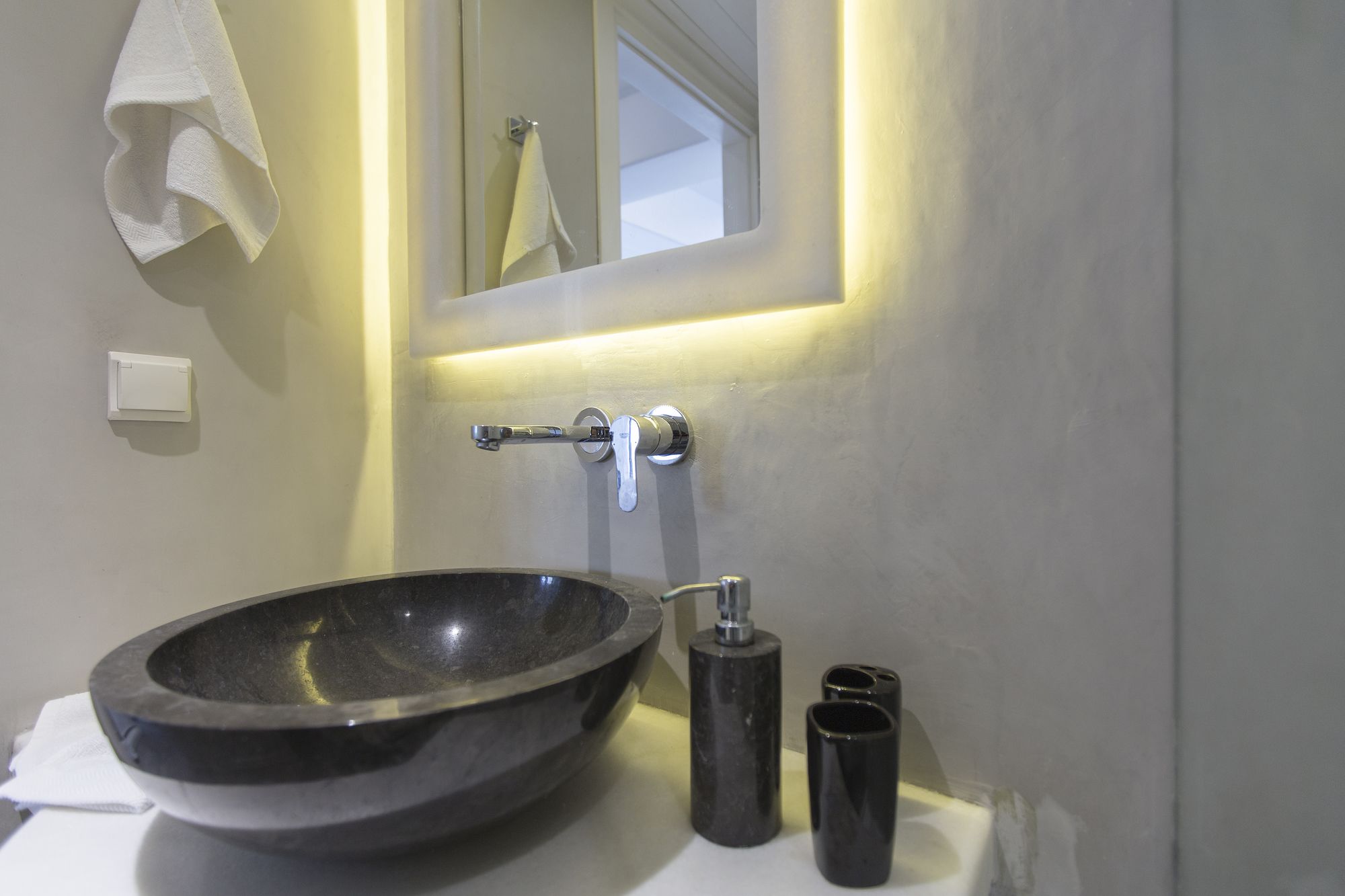 Naxos Rock Villas