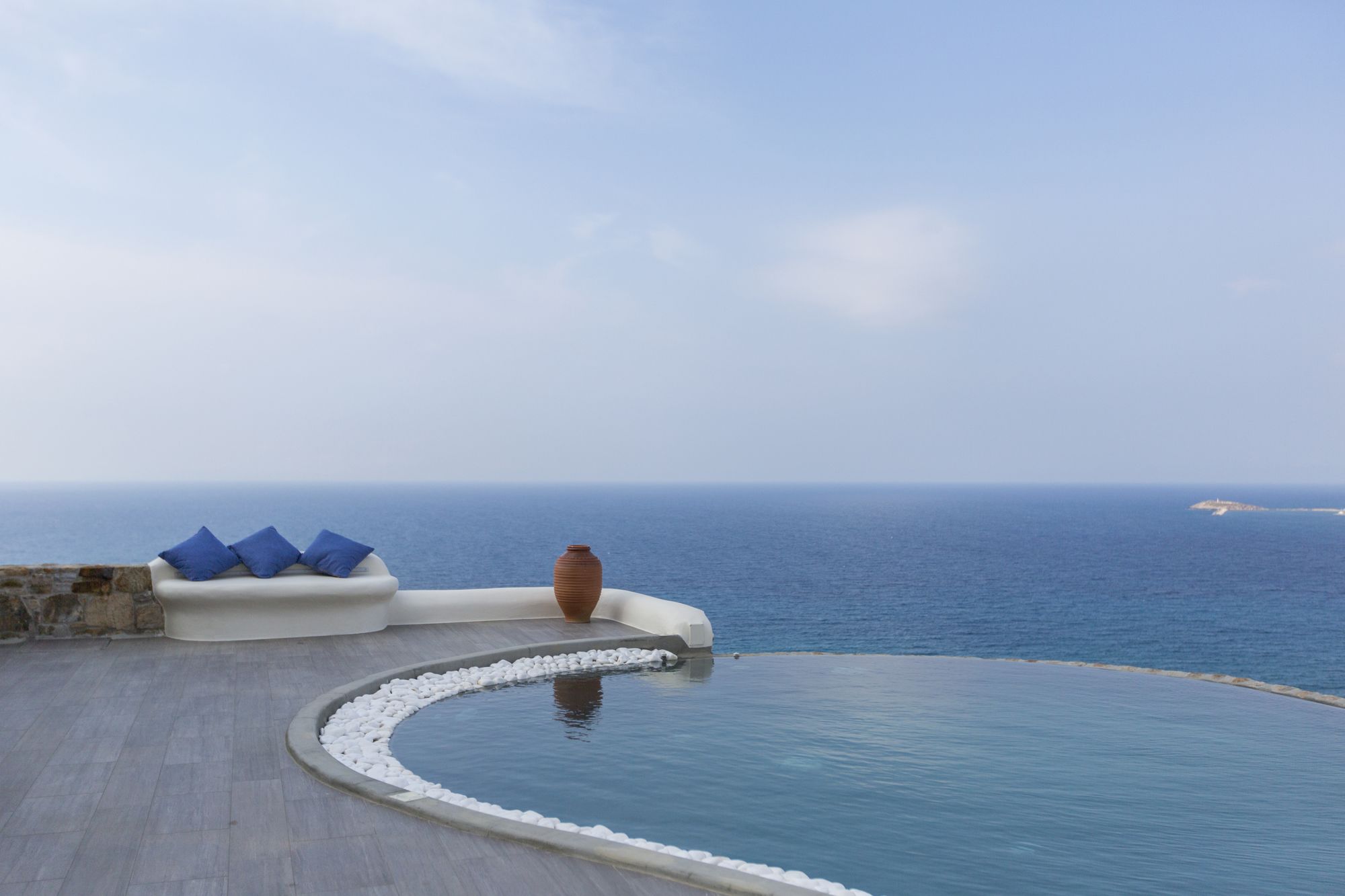 Naxos Rock Villas