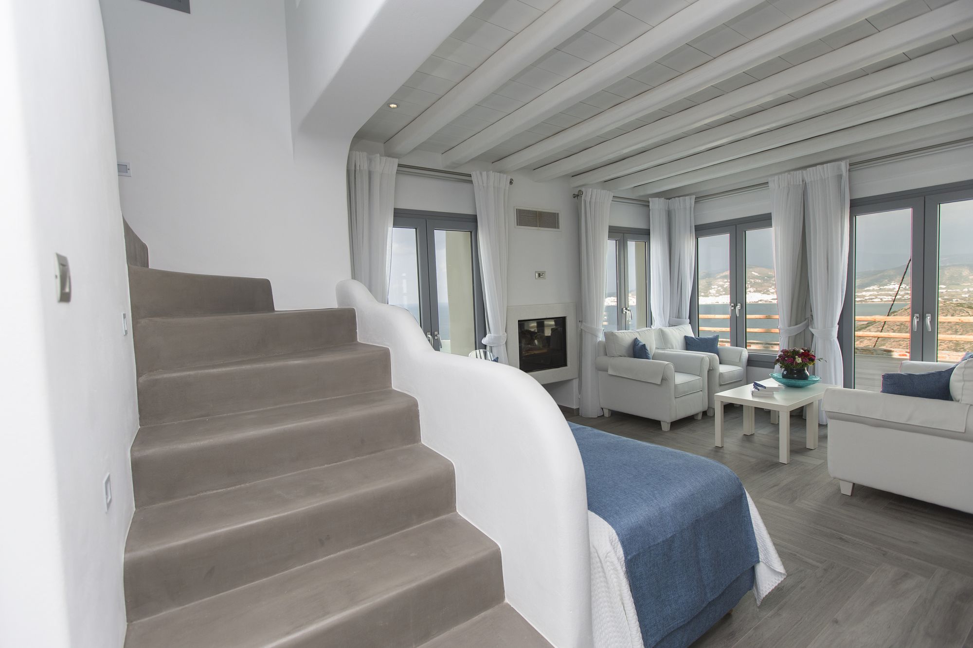 Naxos Rock Villas