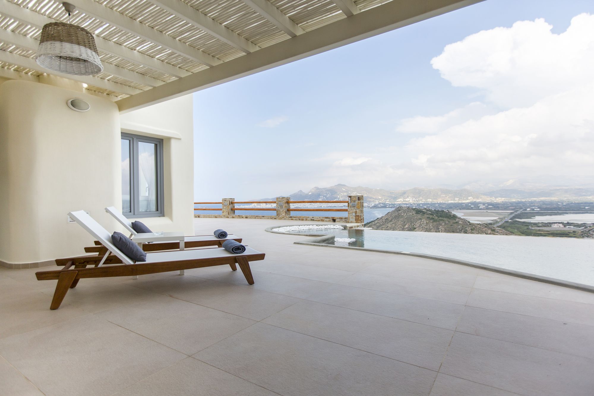 Naxos Rock Villas