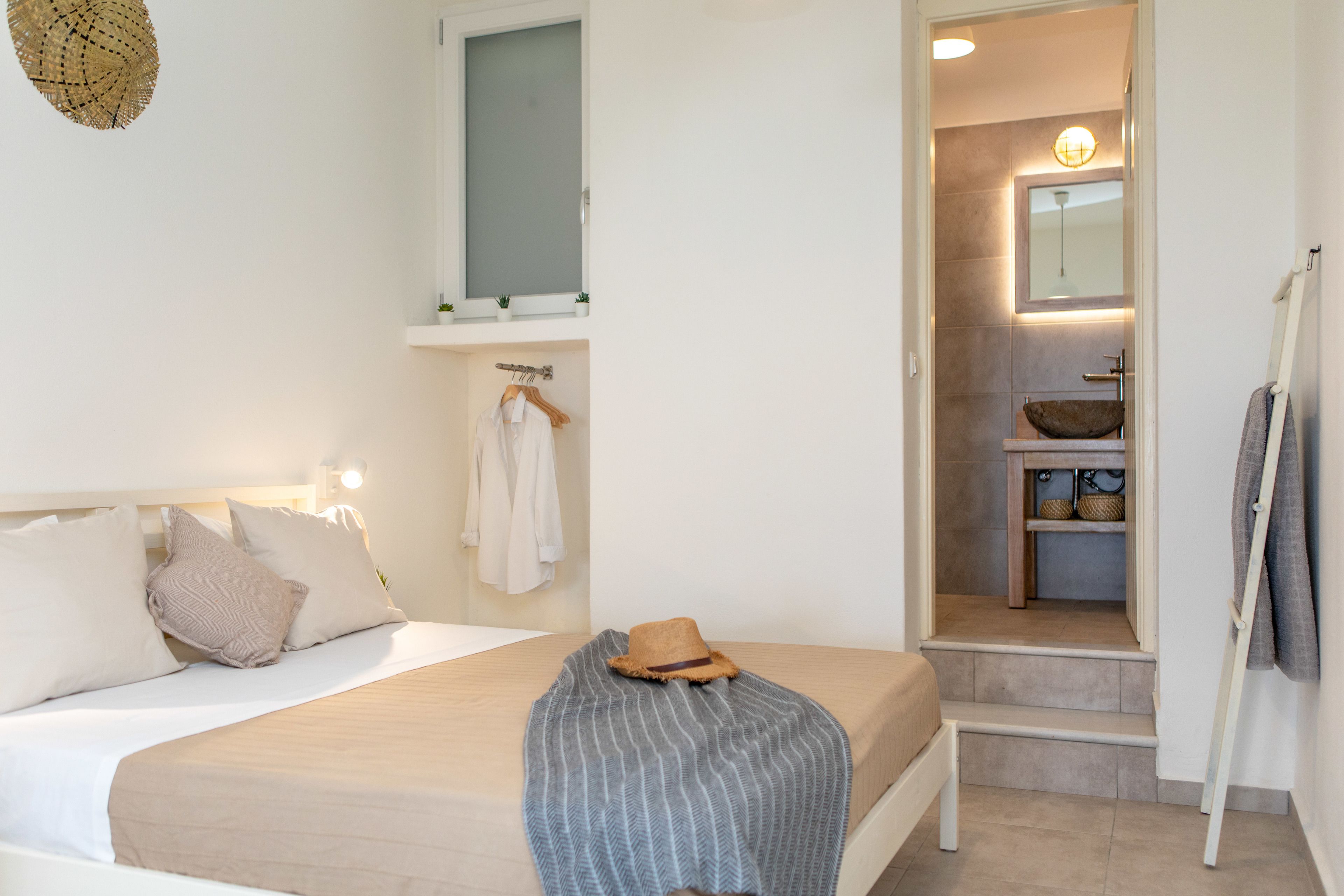 Thea Boutique Suites