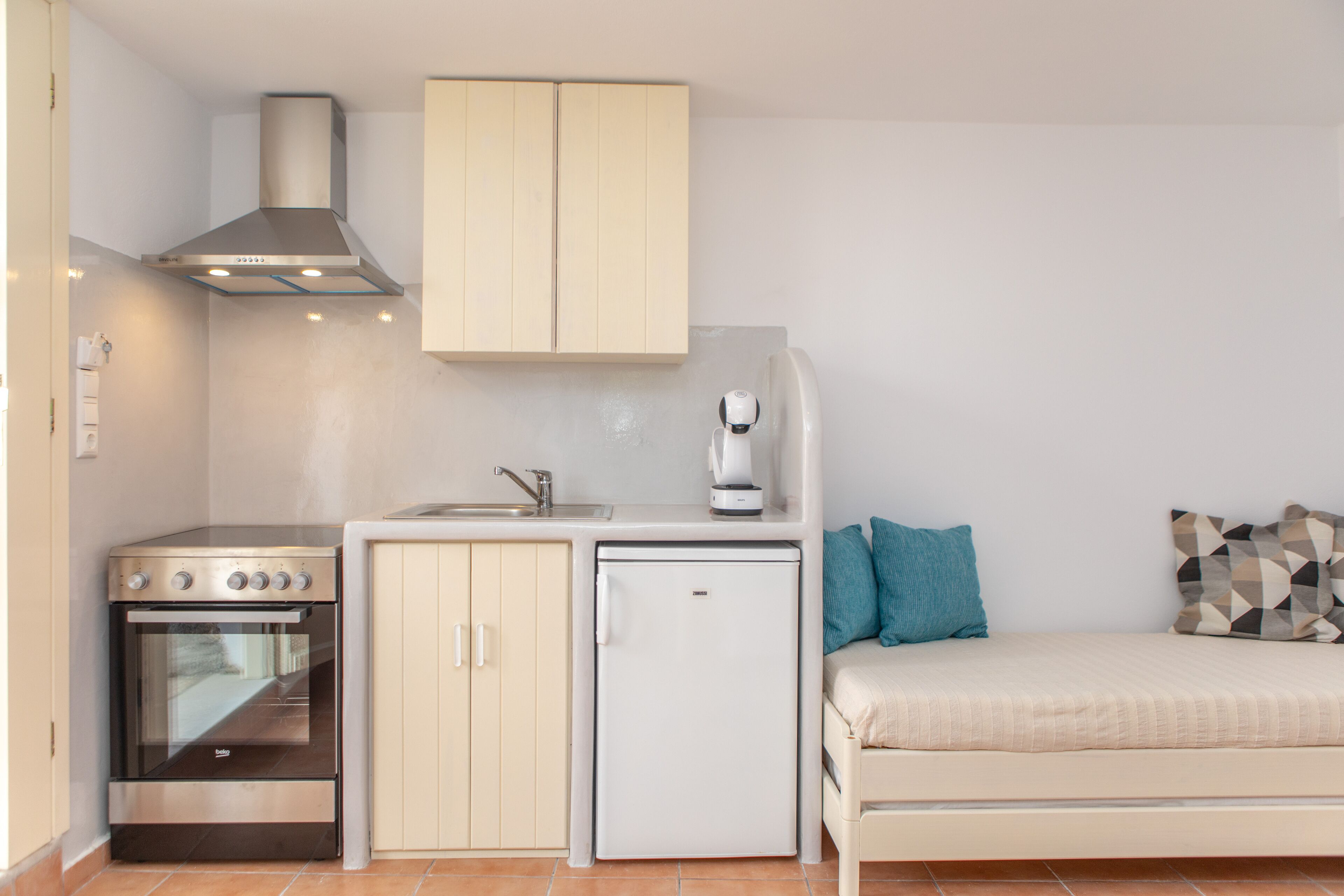Thea Boutique Suites