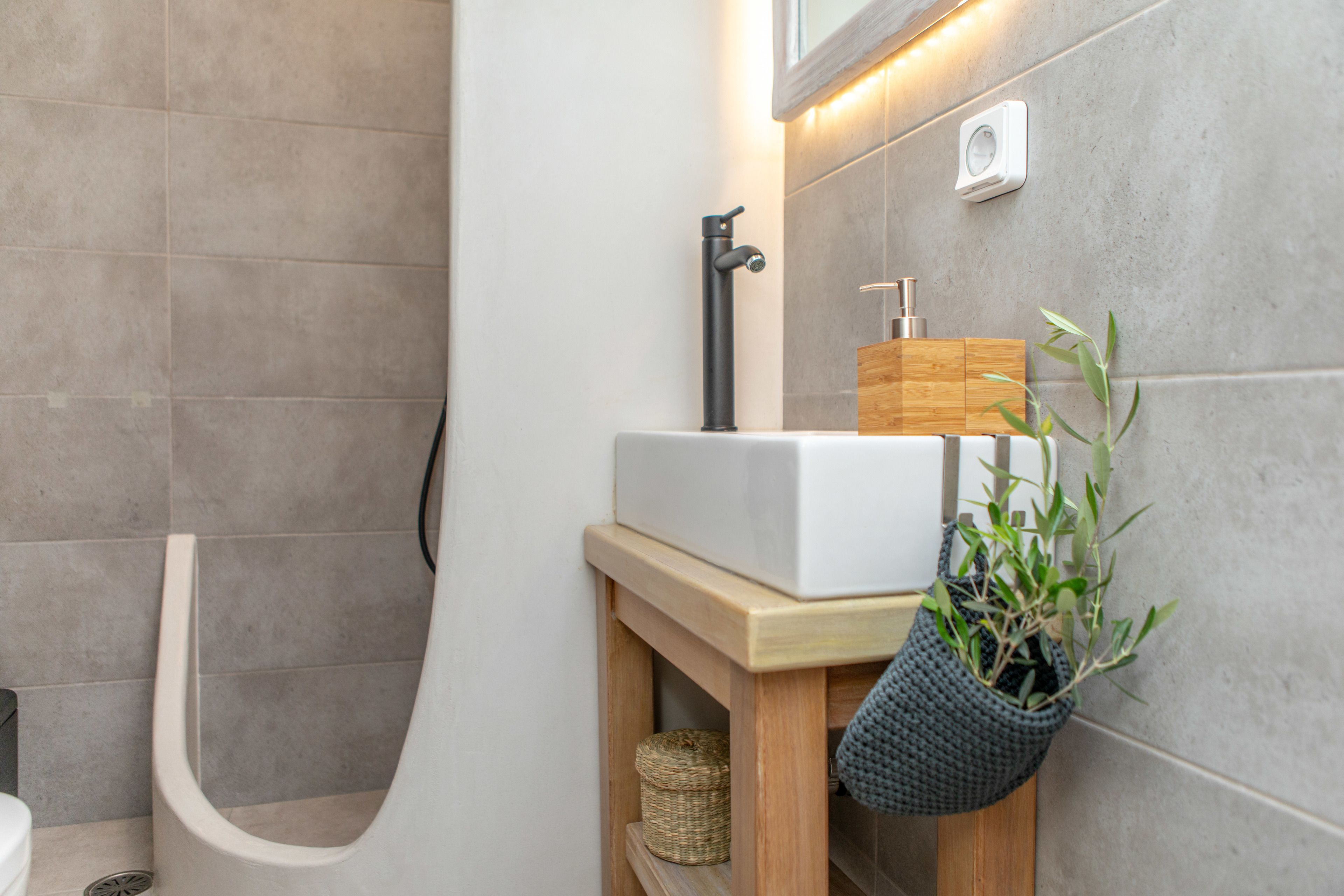 Thea Boutique Suites