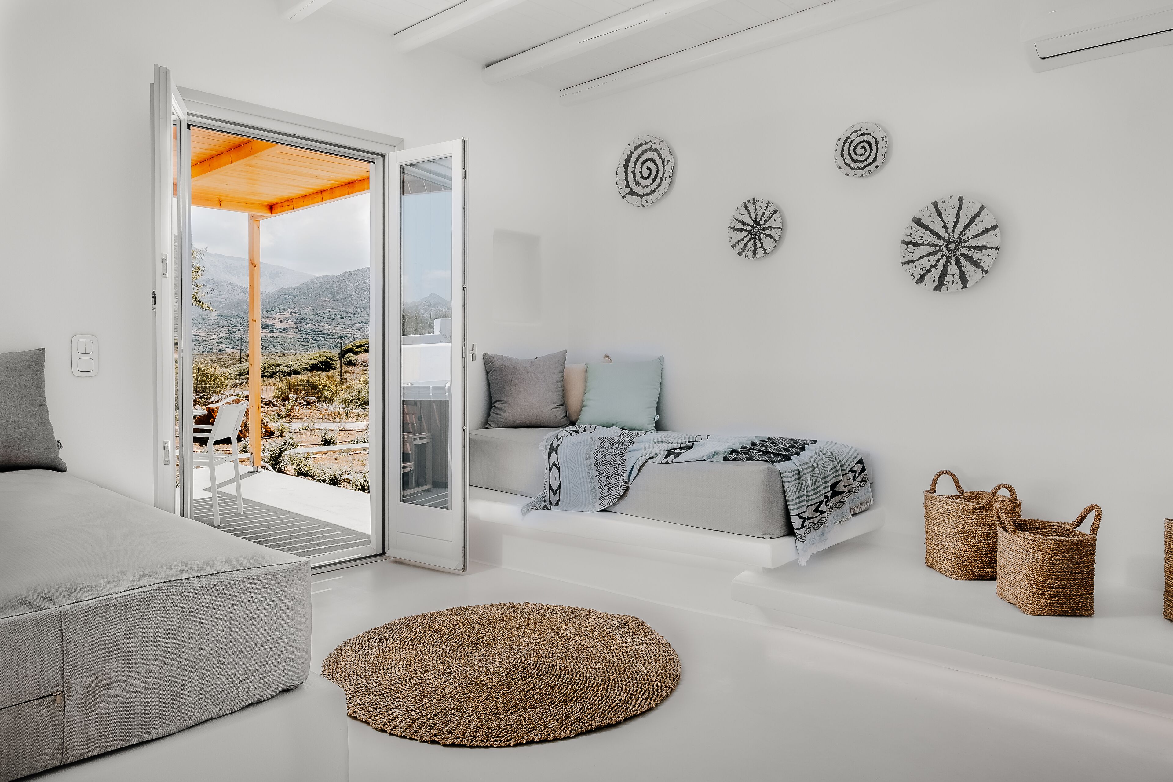 Xerolithos Natural Living