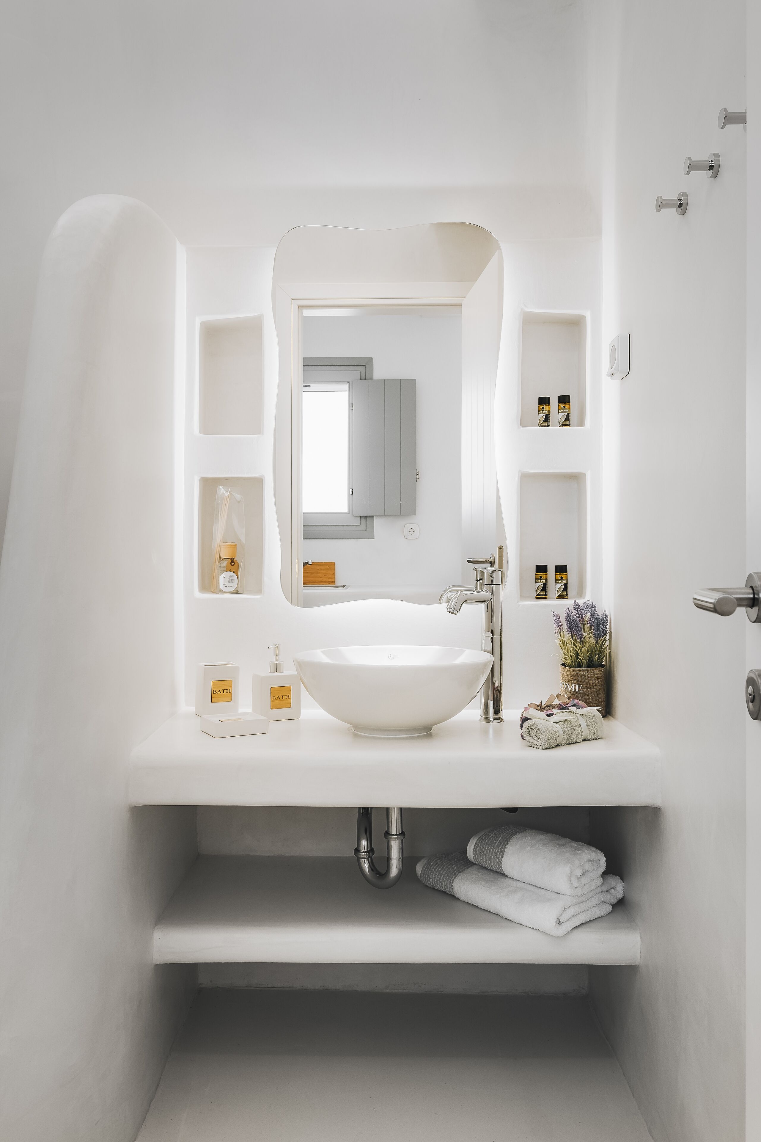 Xerolithos Natural Living