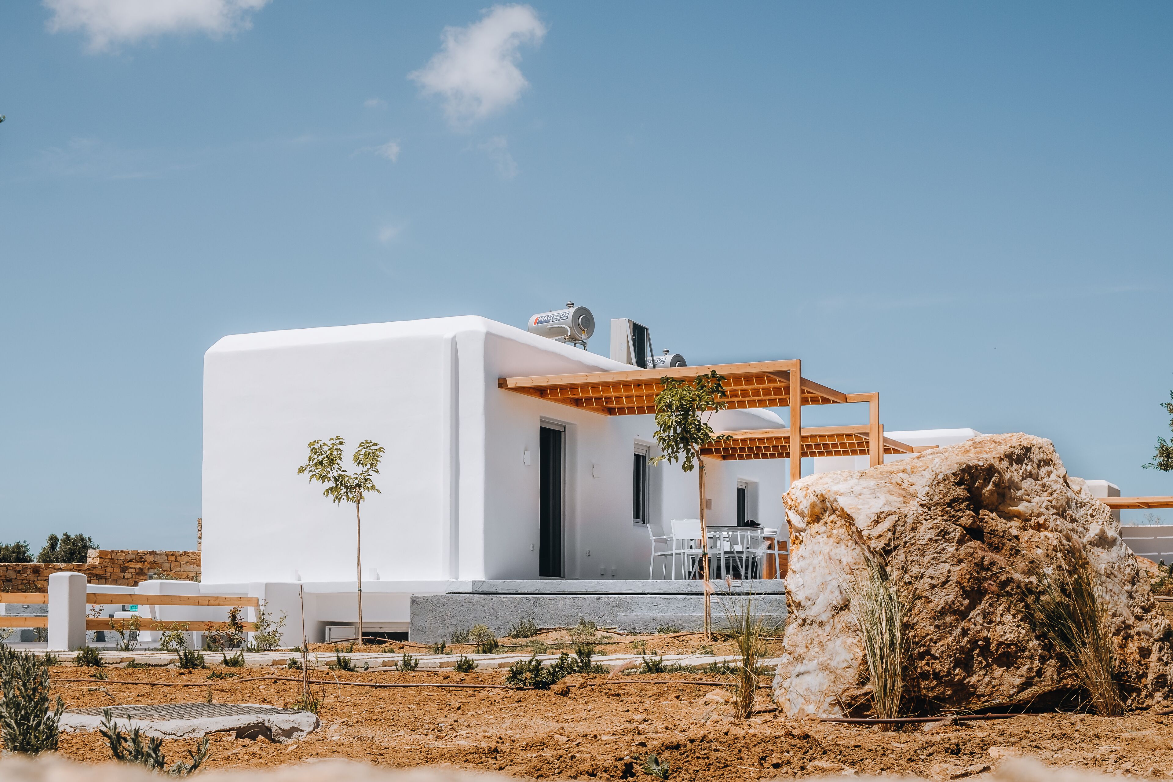 Xerolithos Natural Living