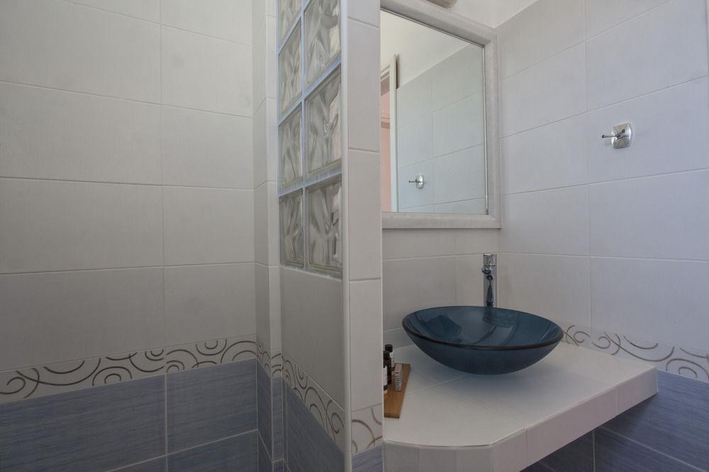 Dolphin Kastraki Studios