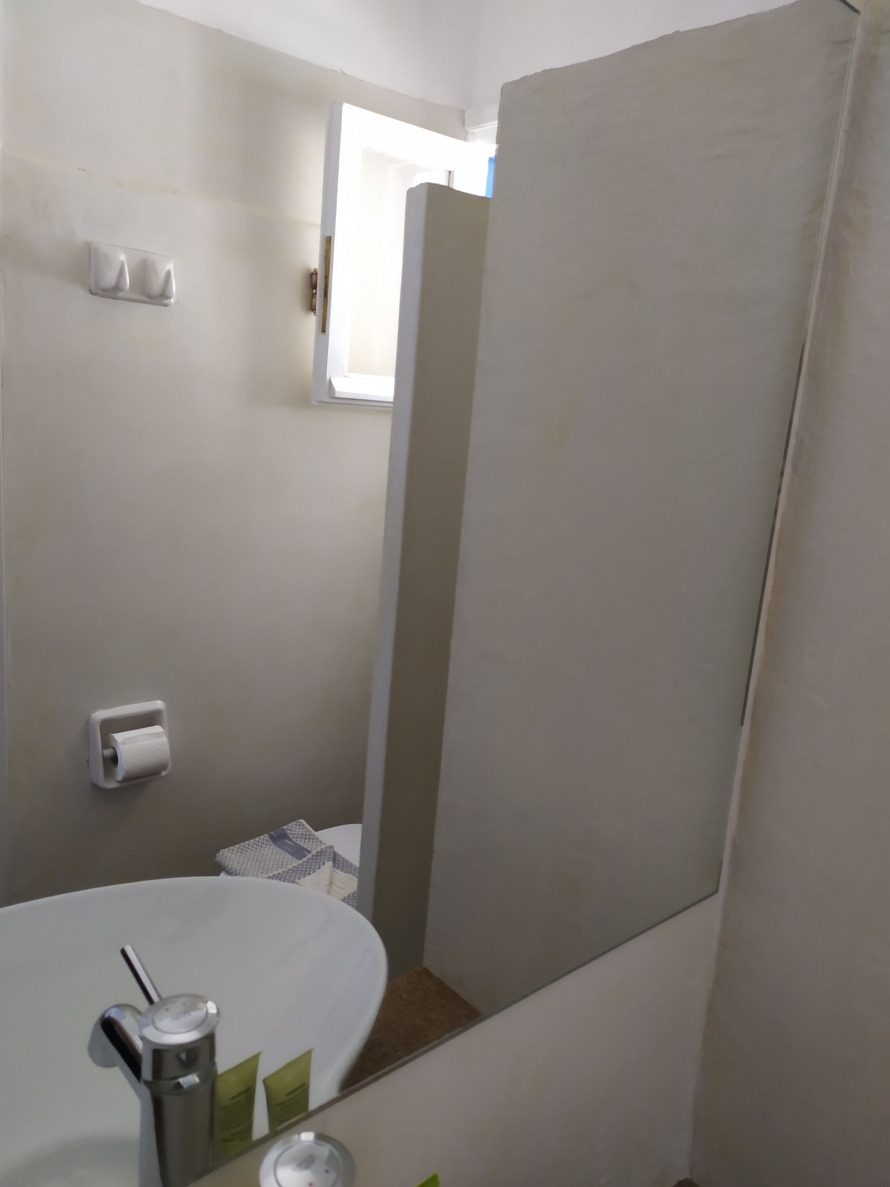 Diamantis Studios & Apartments